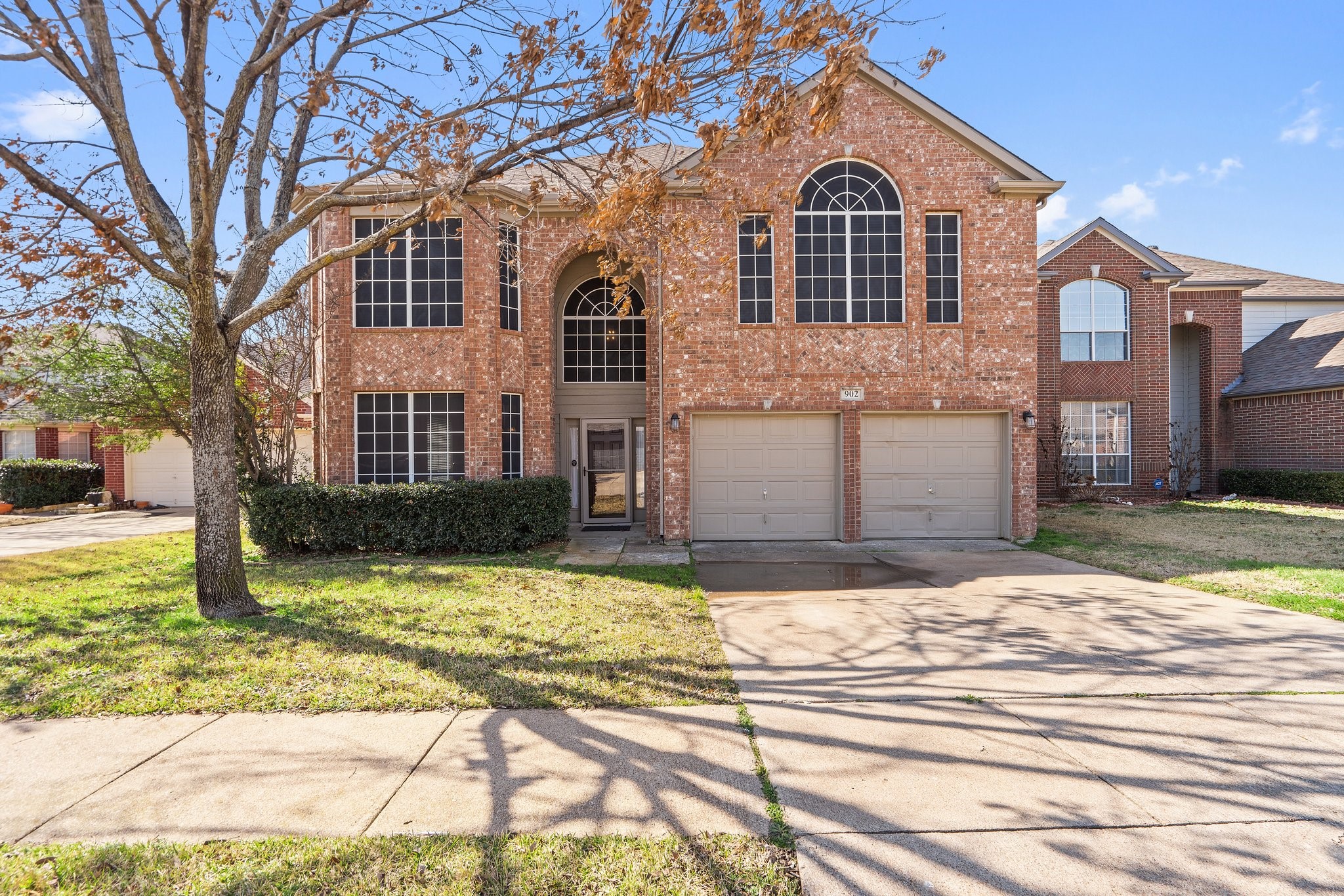 902 Vista Oaks Court