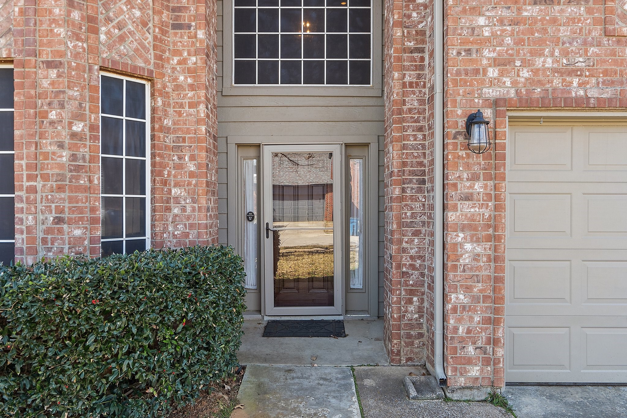 902 Vista Oaks Court