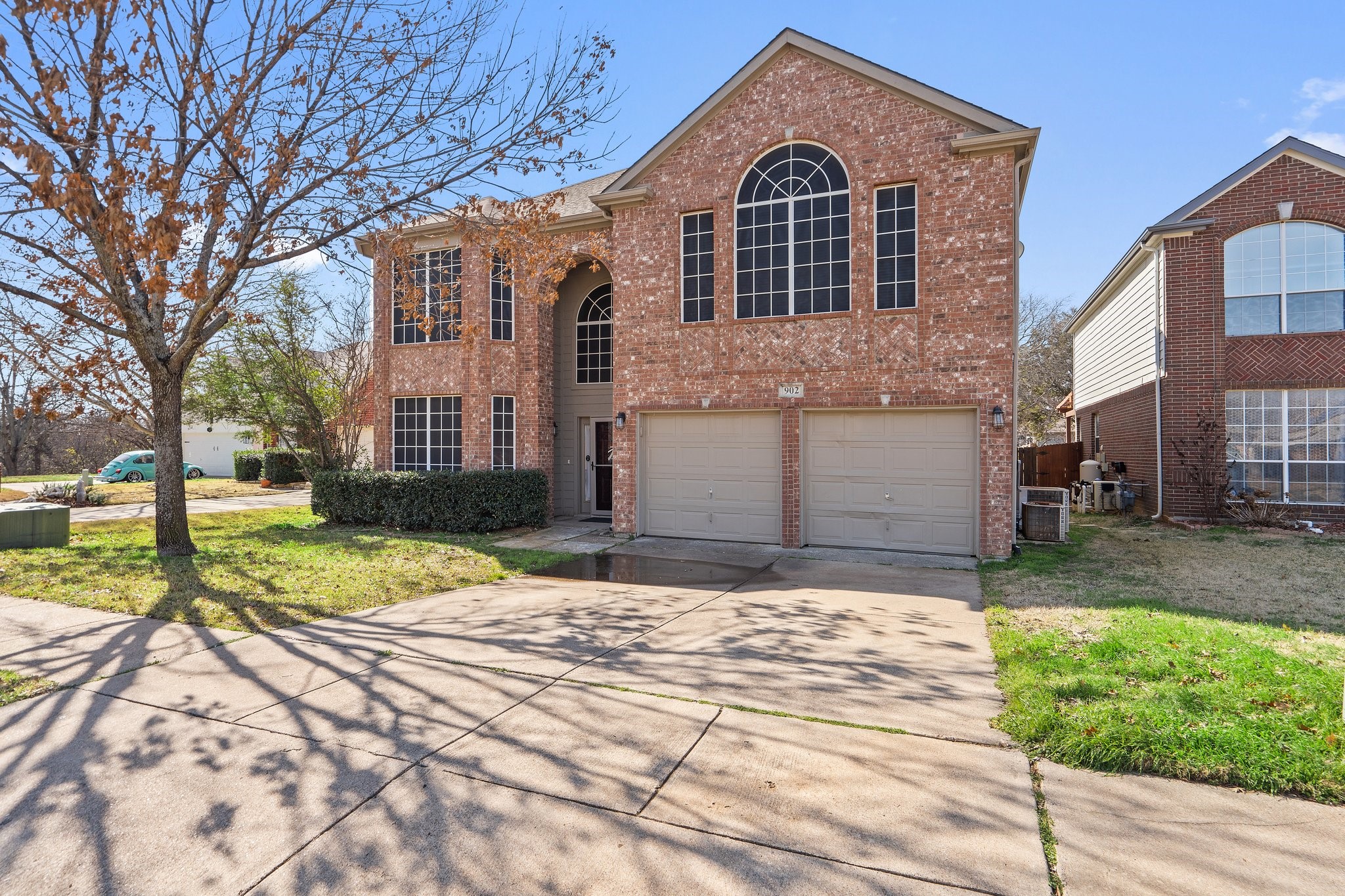 902 Vista Oaks Court