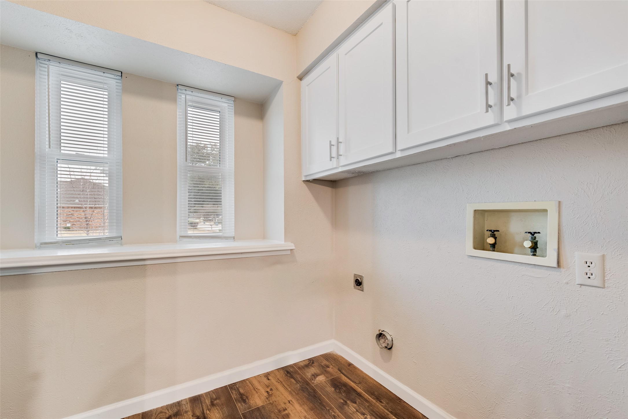 6709 Harvest Hill Drive