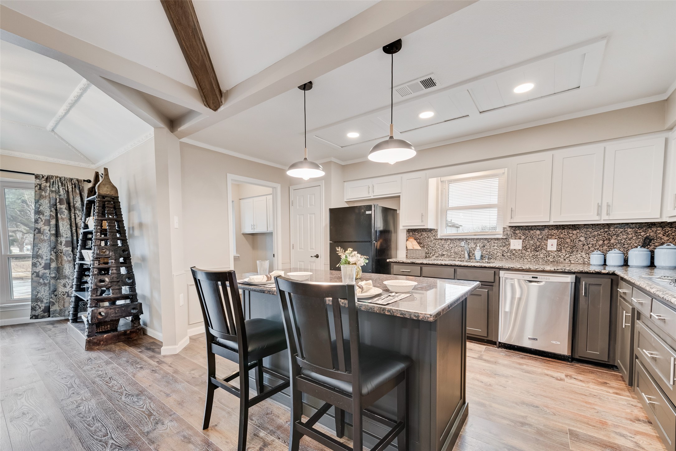 6709 Harvest Hill Drive