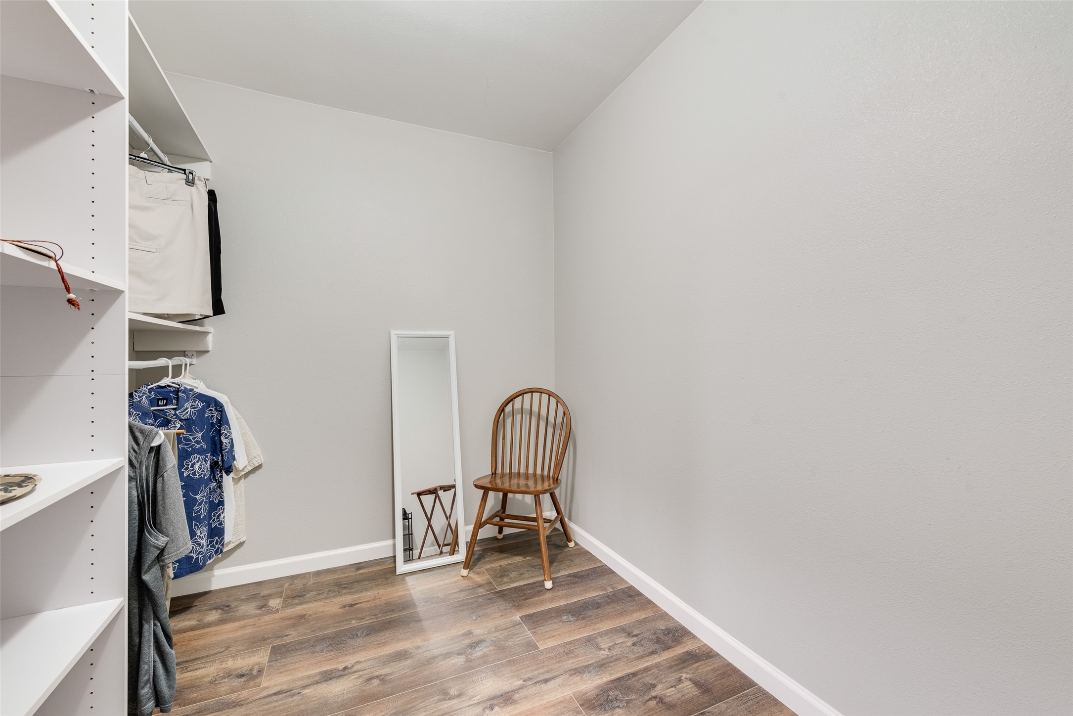 6709 Harvest Hill Drive