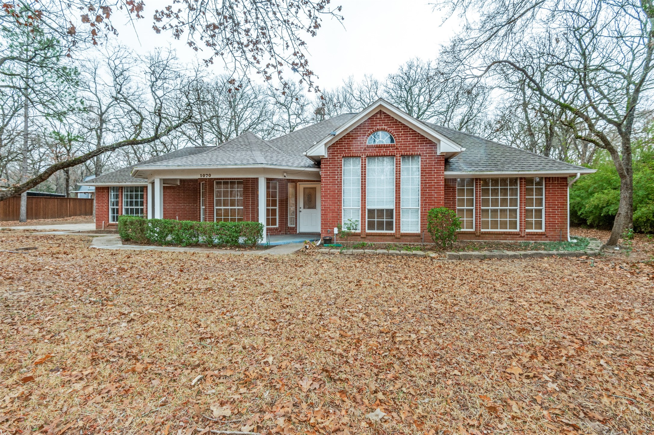 1070 Oak Hollow Lane