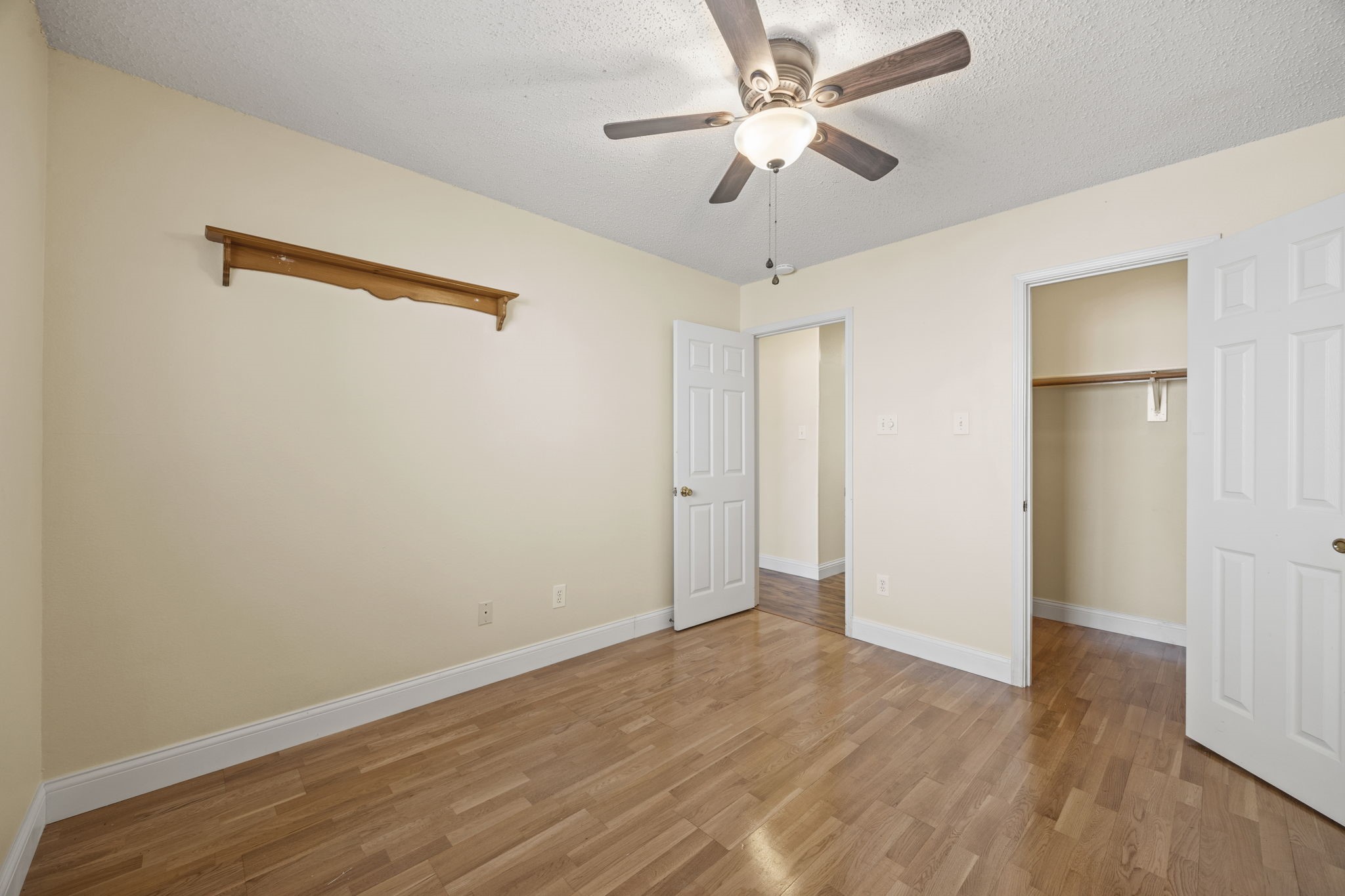 7318 Armstrong Lane