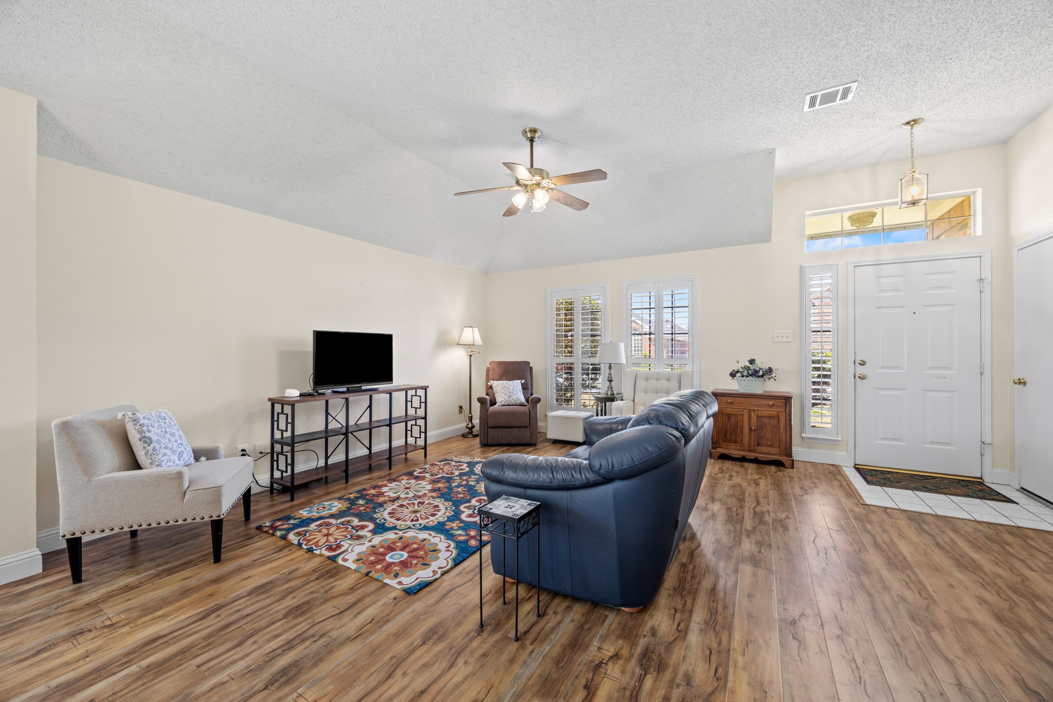 7318 Armstrong Lane