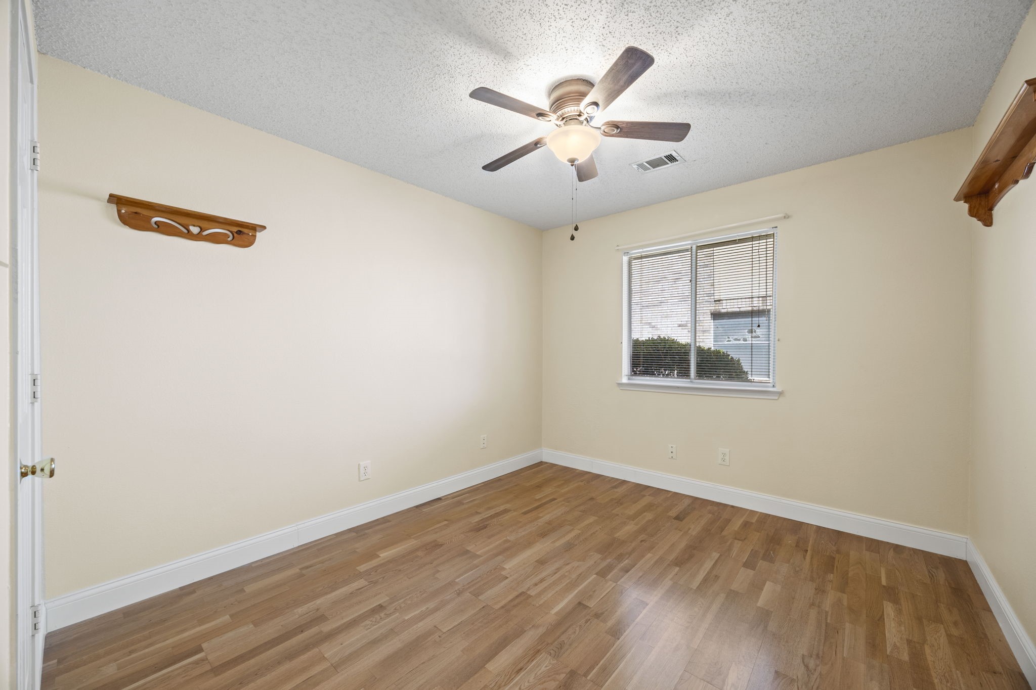 7318 Armstrong Lane