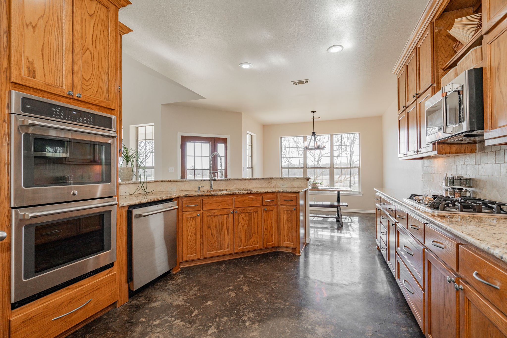 1490 County Road 4205