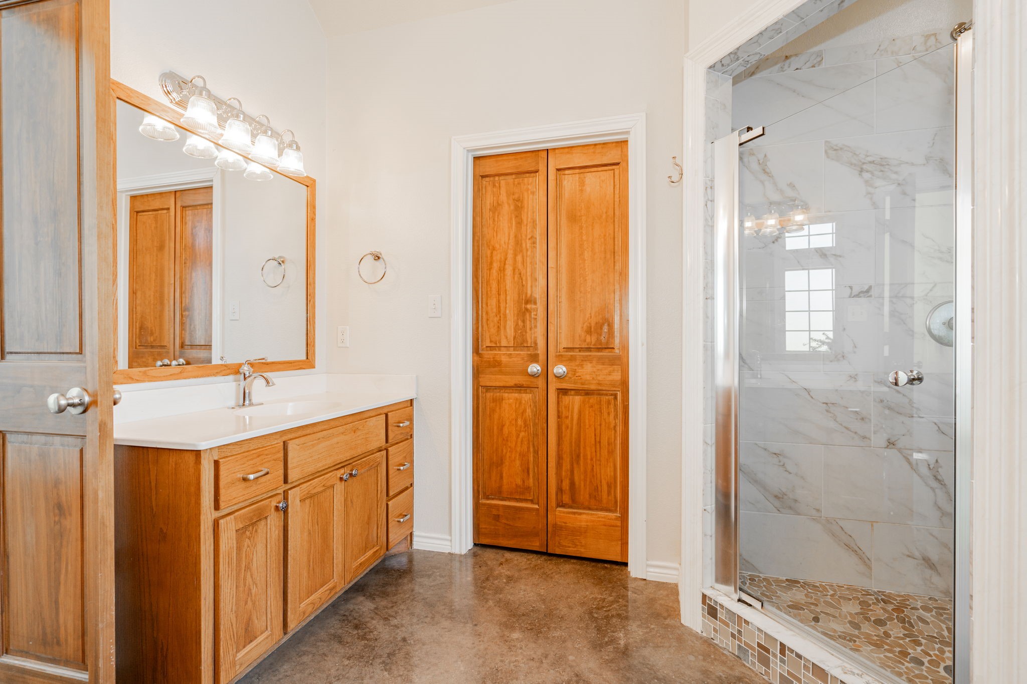 1490 County Road 4205