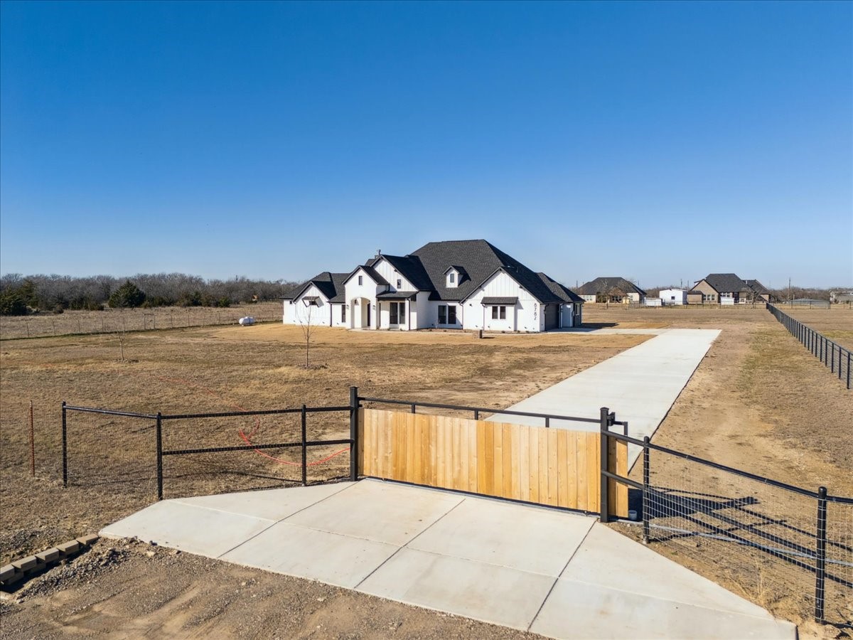8782 Palmer Lane