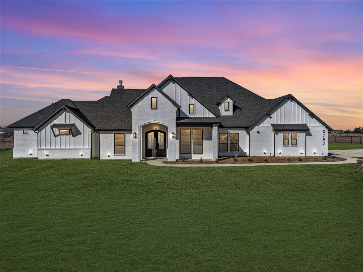 8782 Palmer Lane