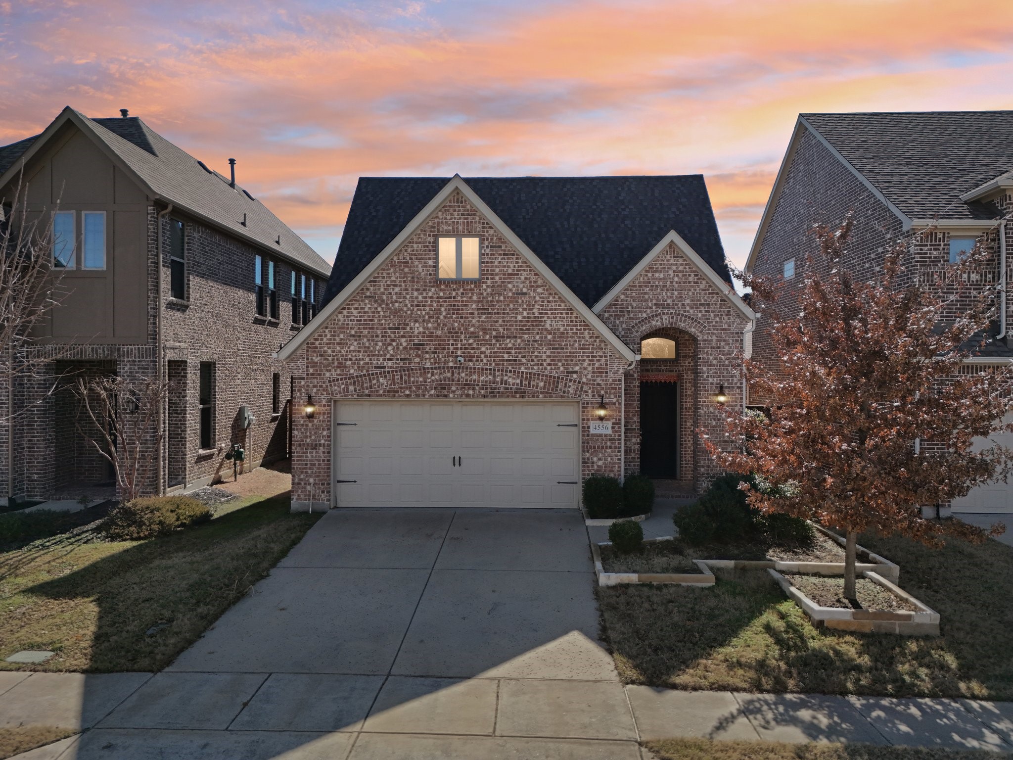 4556 El Paso Drive