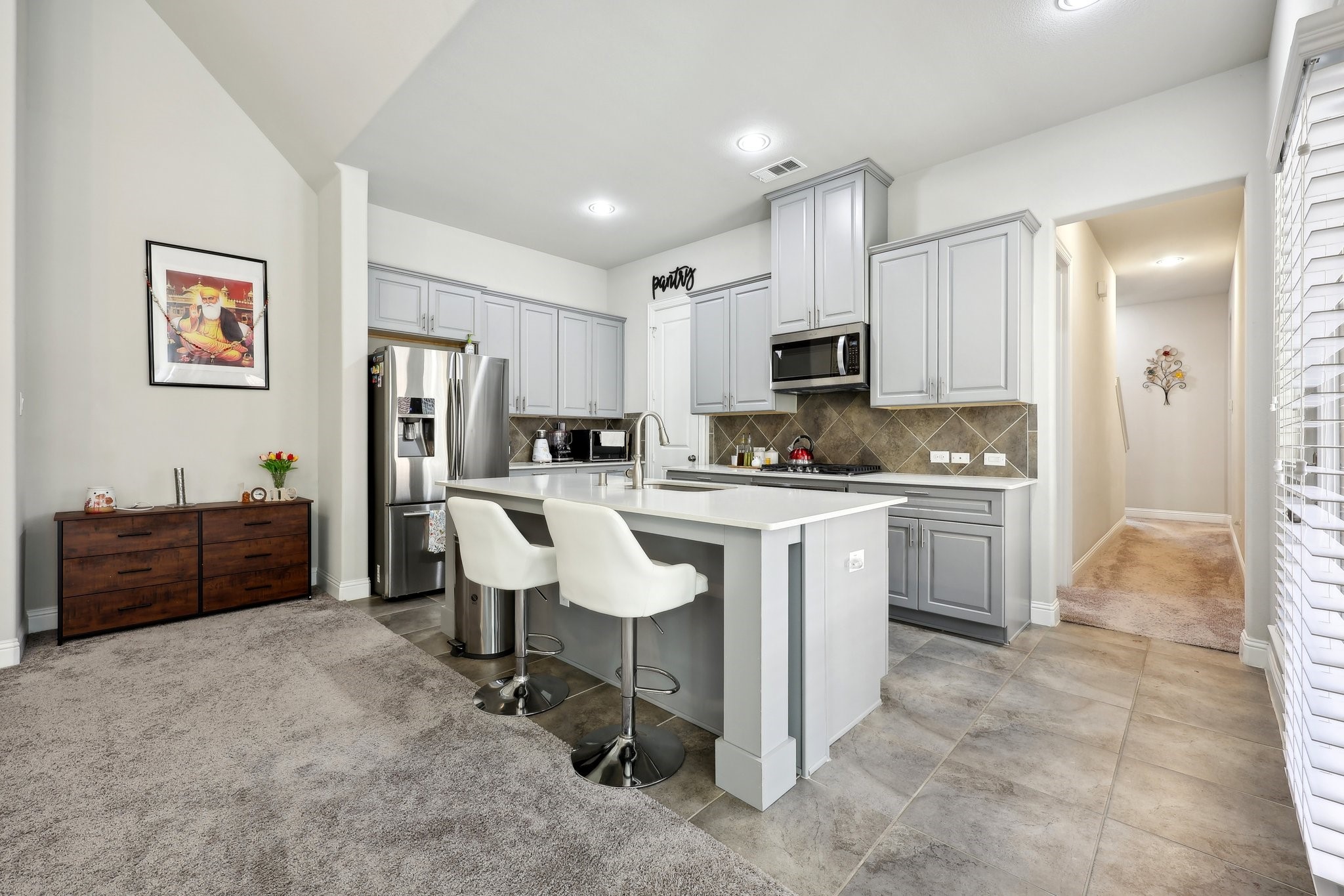 4556 El Paso Drive