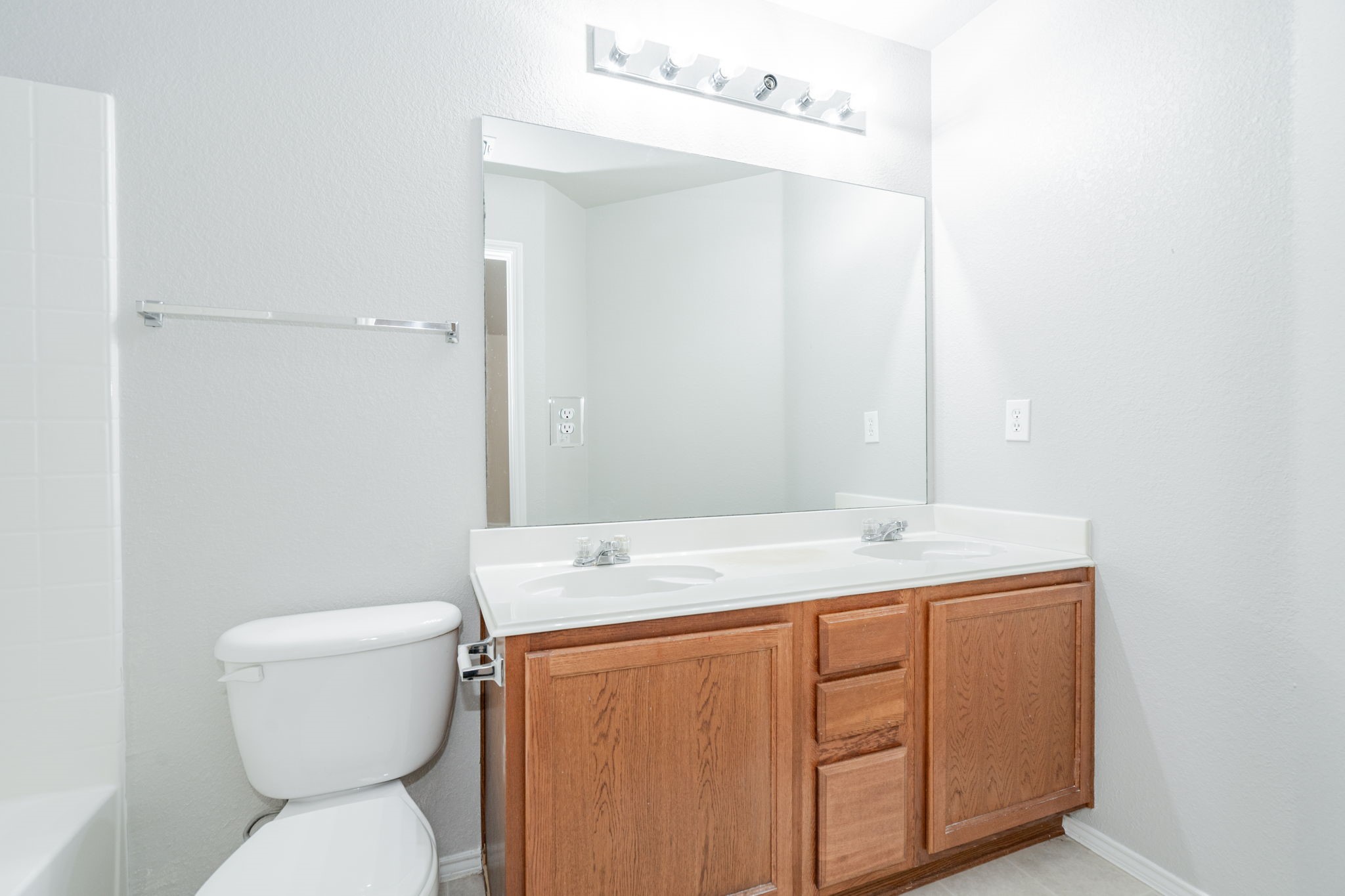 5005 Mountain Spring Trail