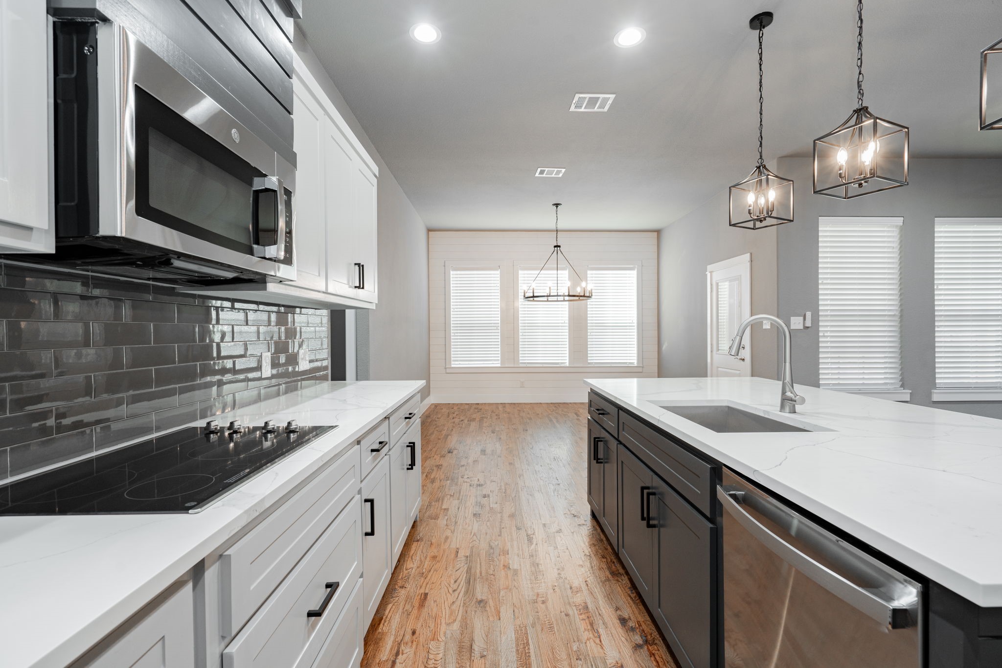 3556 Zayne Lane