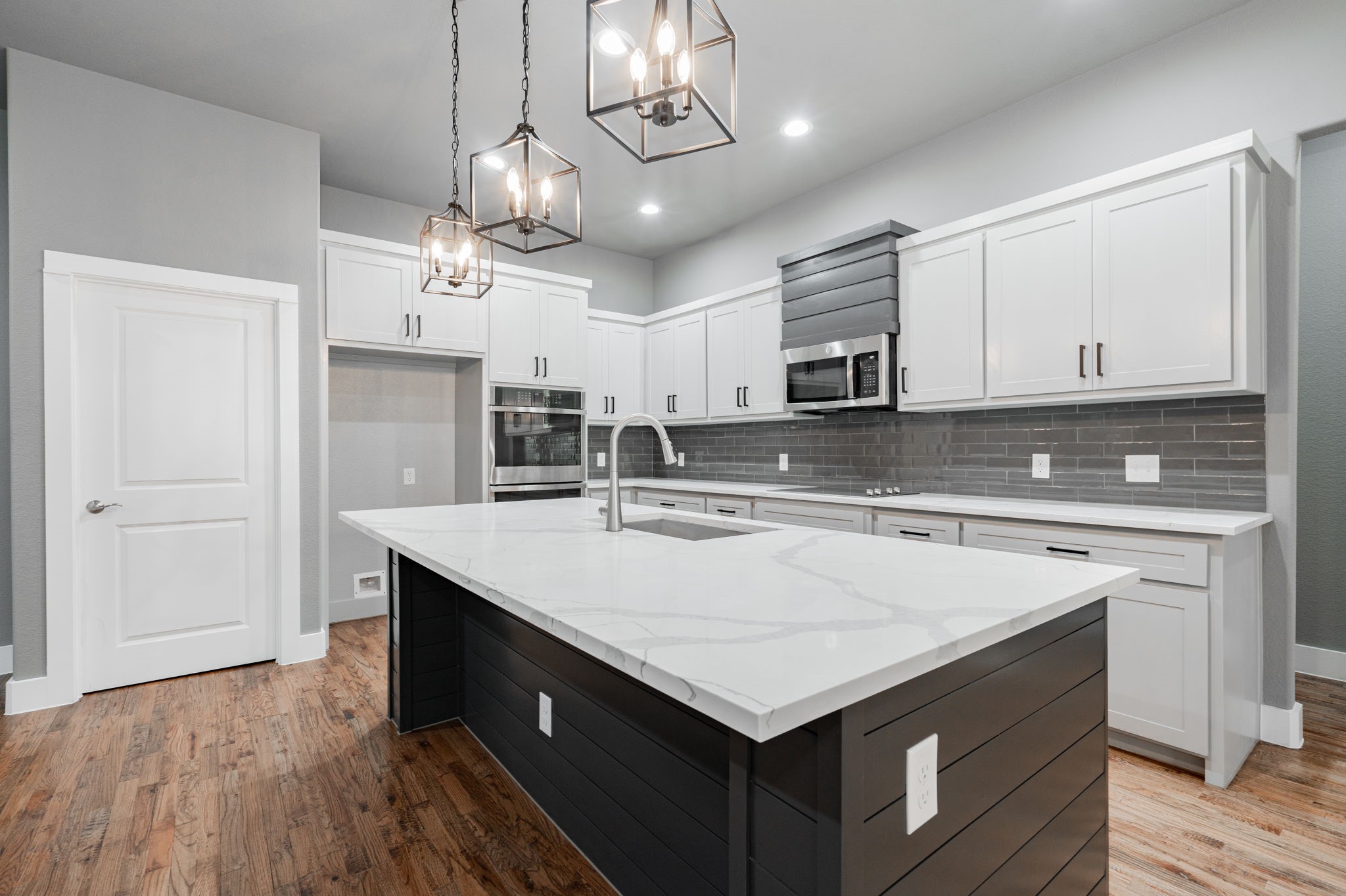 3556 Zayne Lane