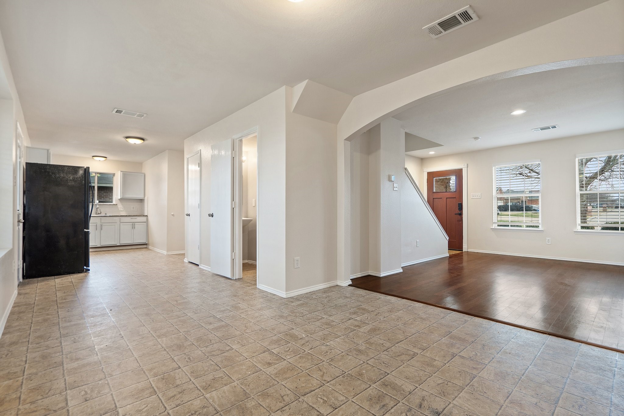 817 Dakota Lane