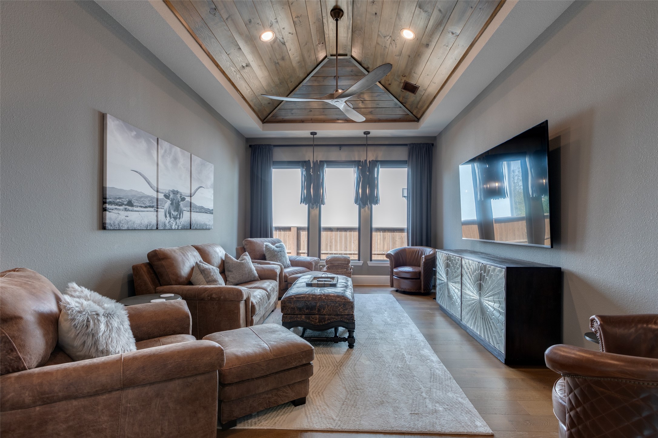 851 Overlook Drive