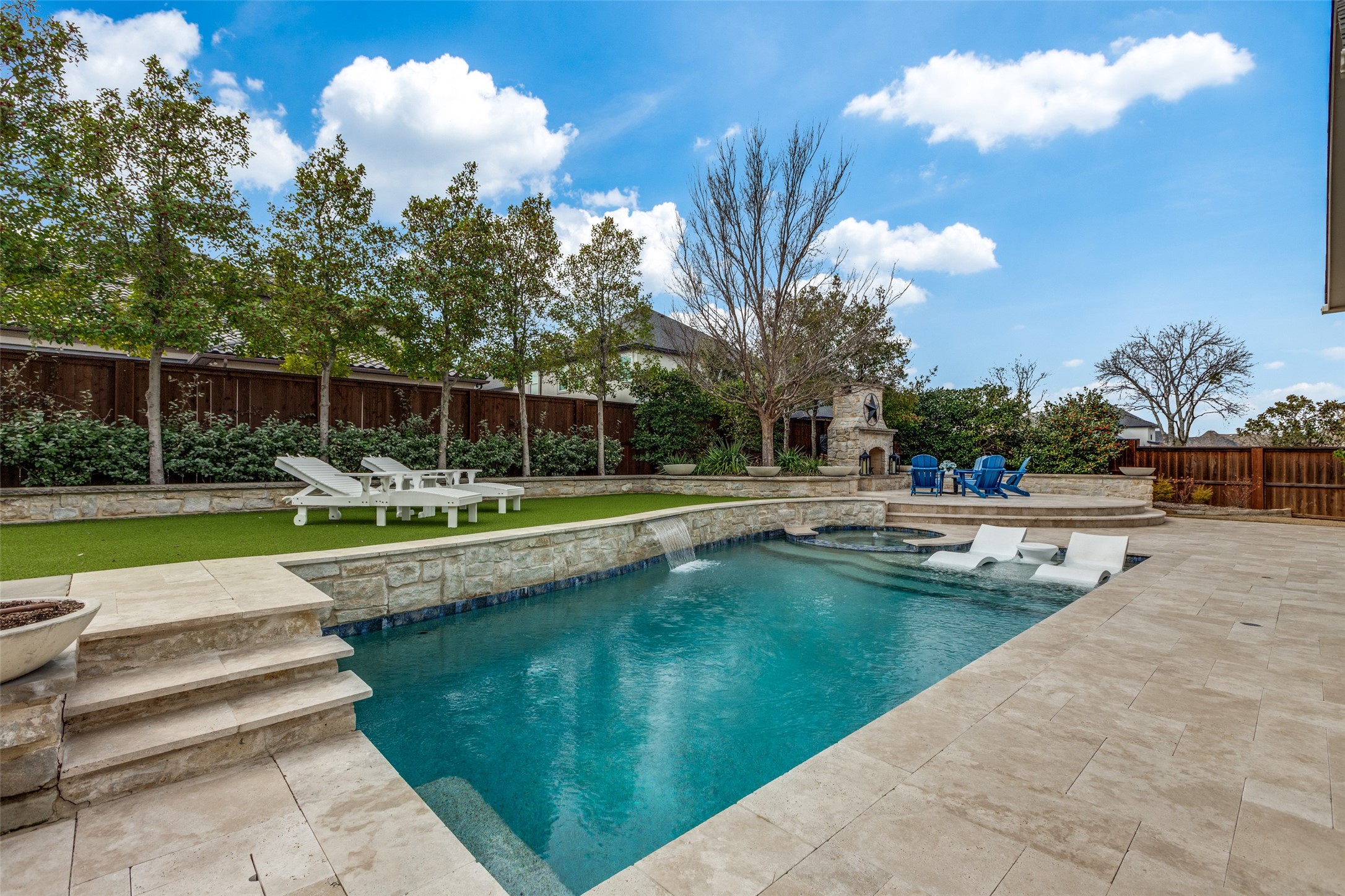 851 Overlook Drive