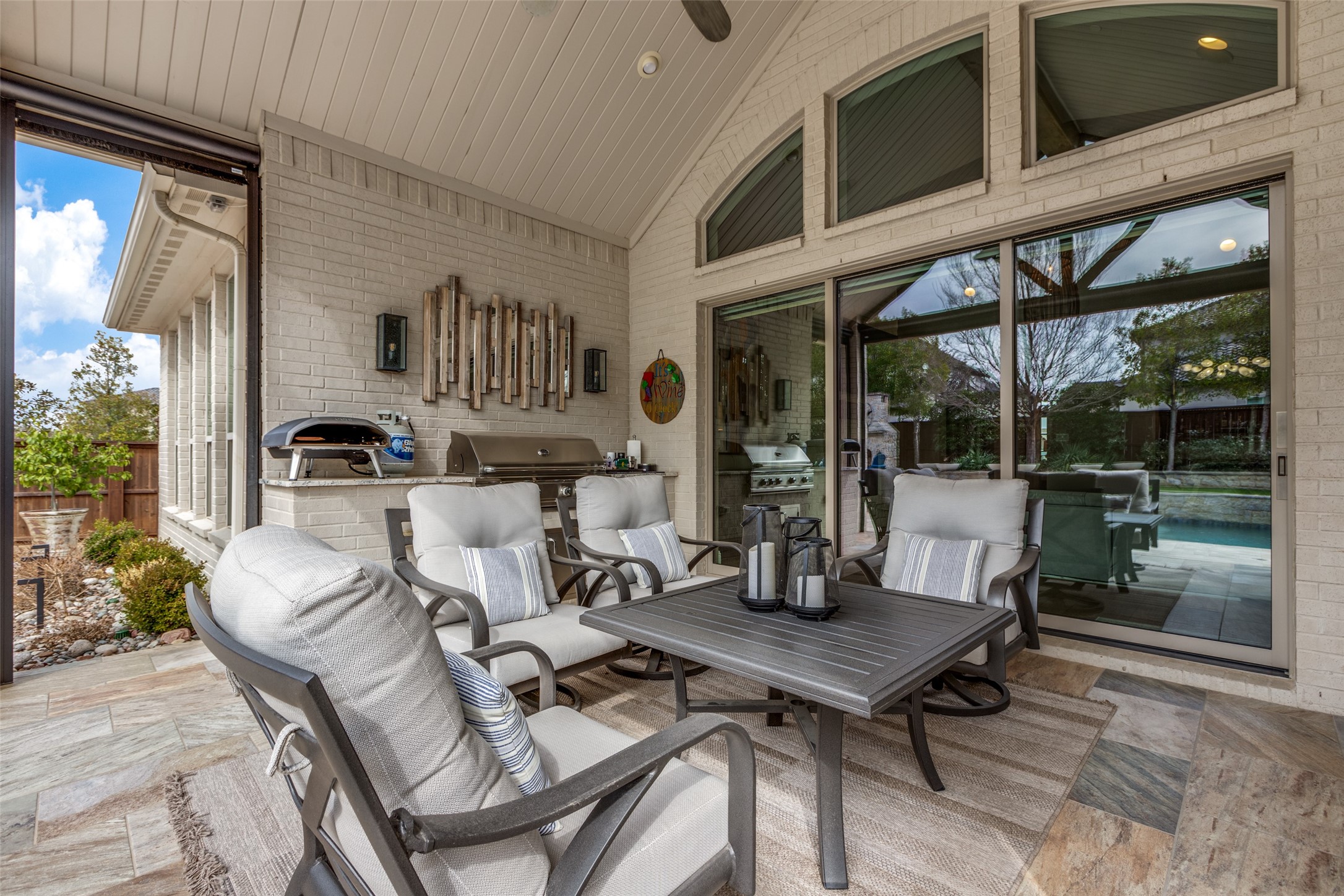 851 Overlook Drive