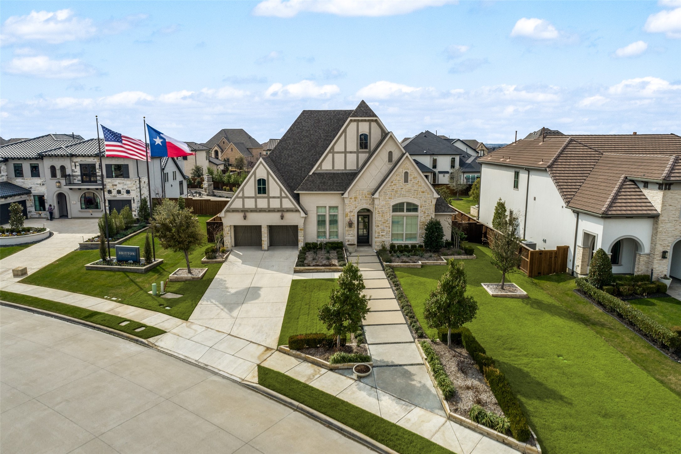 851 Overlook Drive