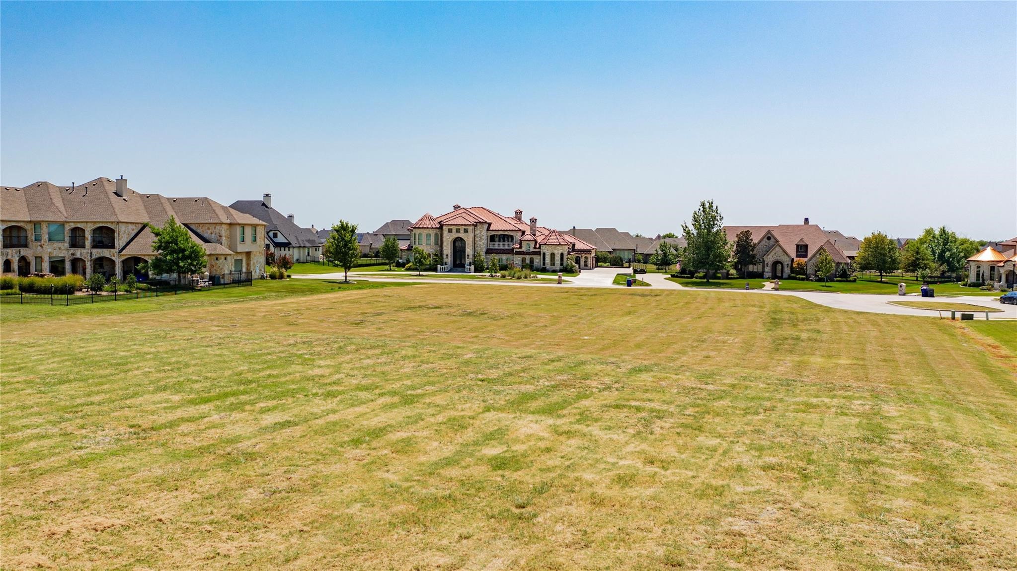 1118 Cambridge Court