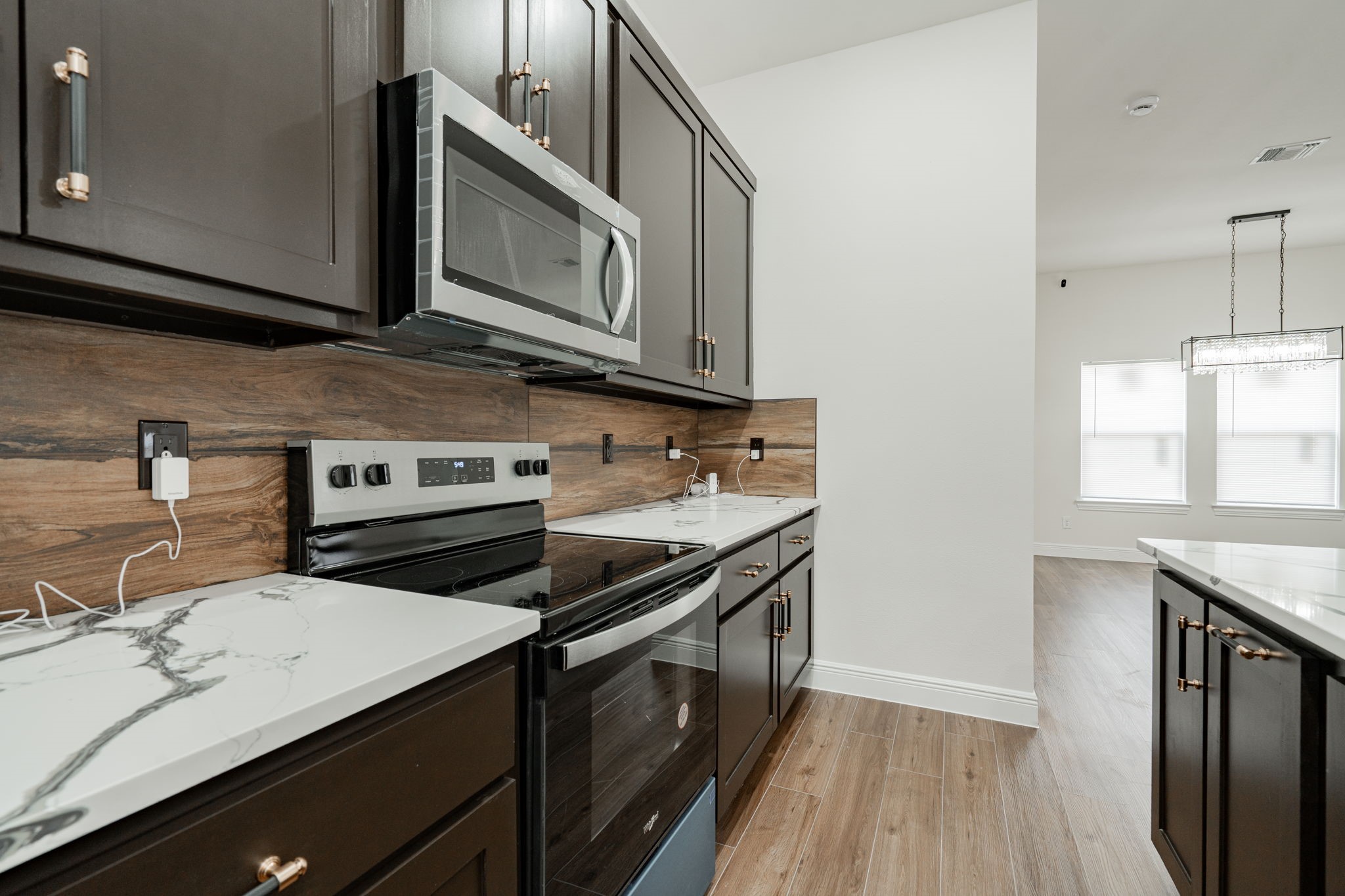 4315 Colonial Avenue