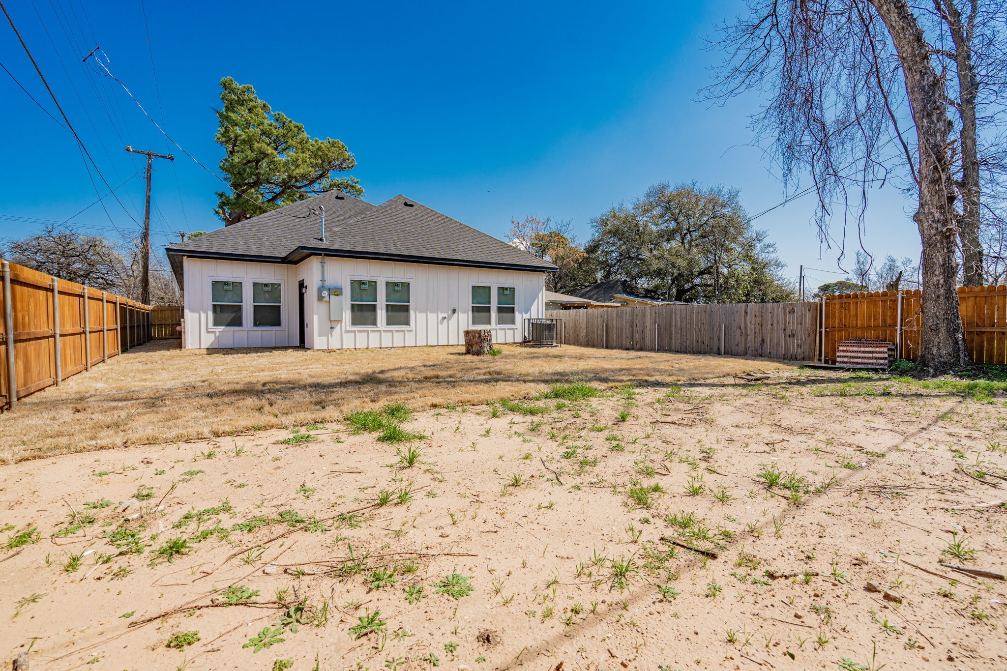 4315 Colonial Avenue