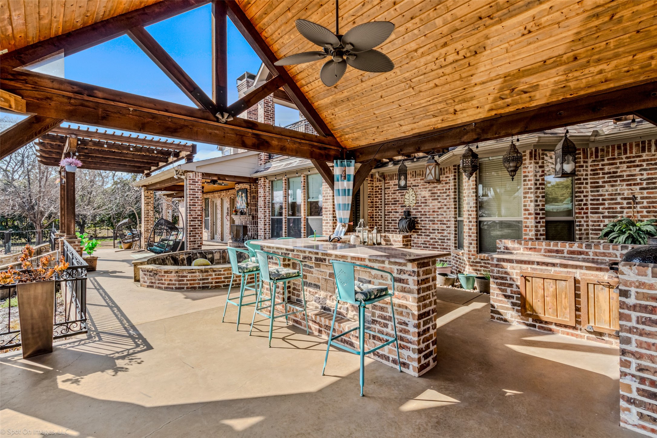 3888 N State Hwy 205