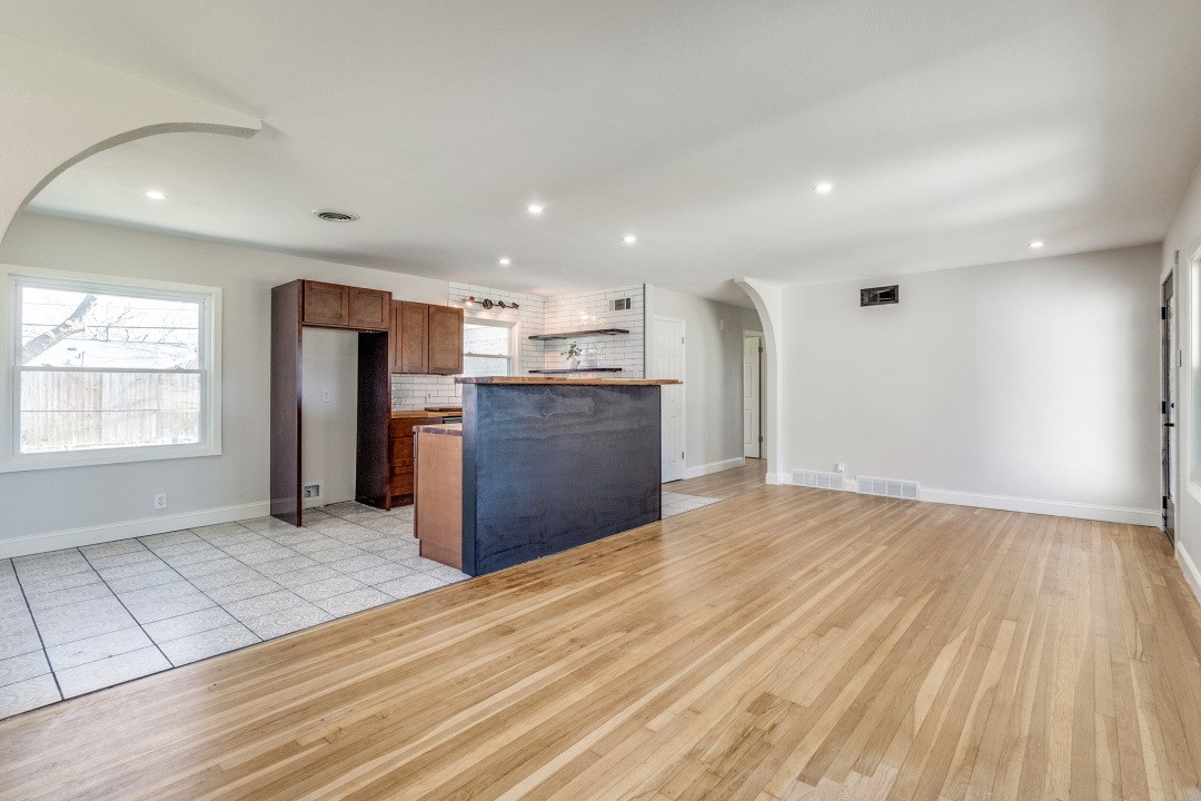 11002 Ulloa Lane