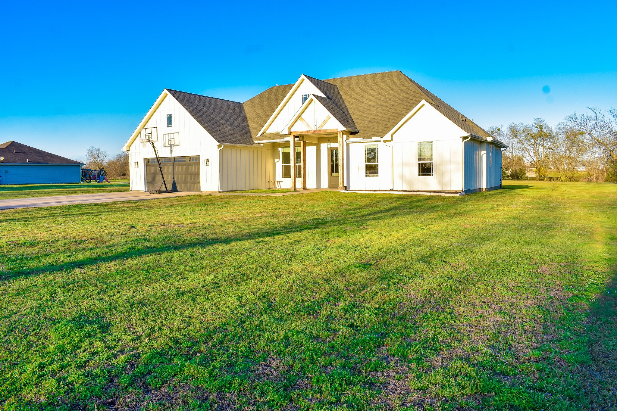 5451 County Road 3229