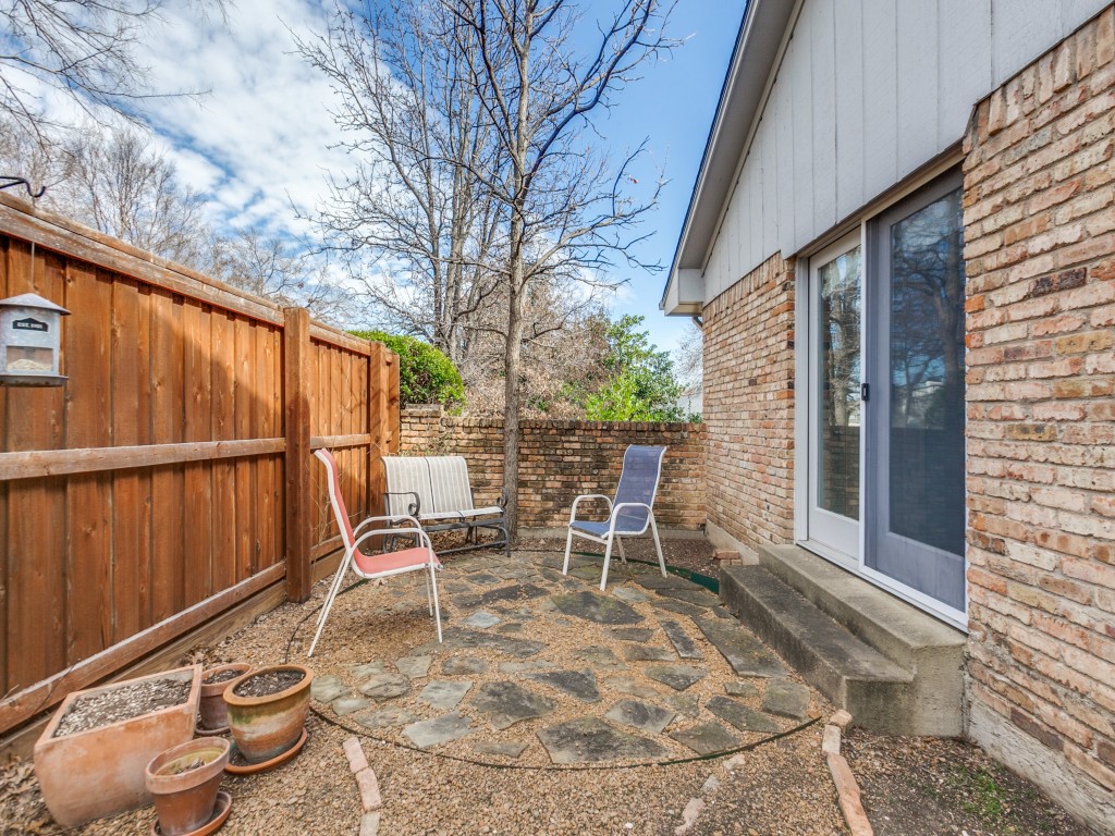 6060 Preston Creek Drive