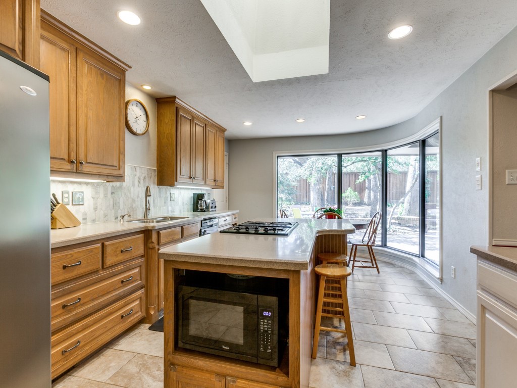 6060 Preston Creek Drive