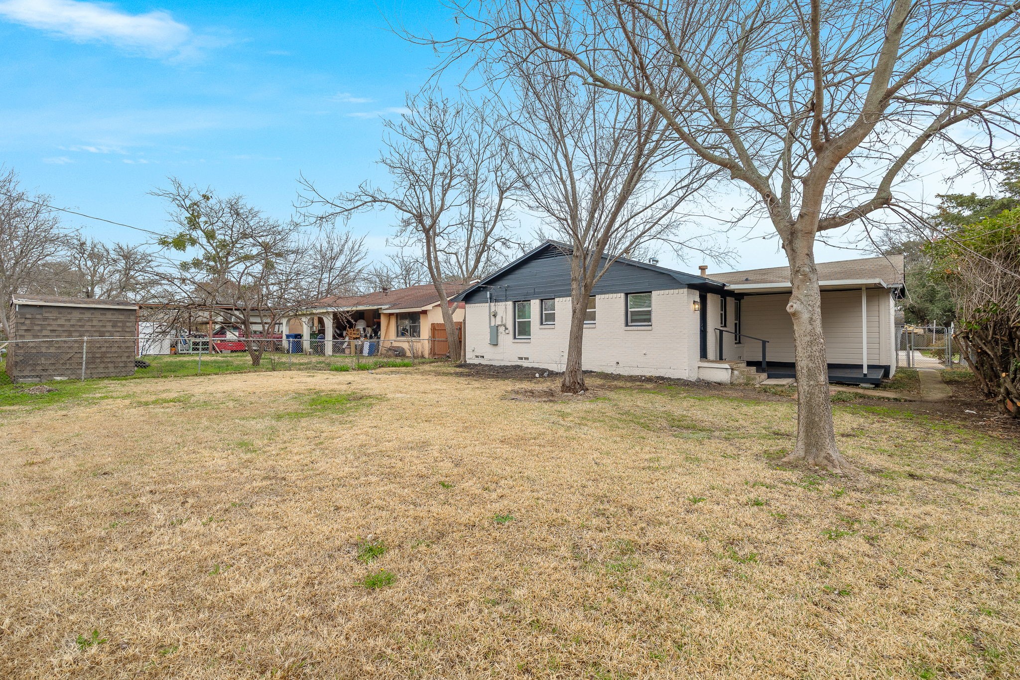 109 E Carolyn Drive