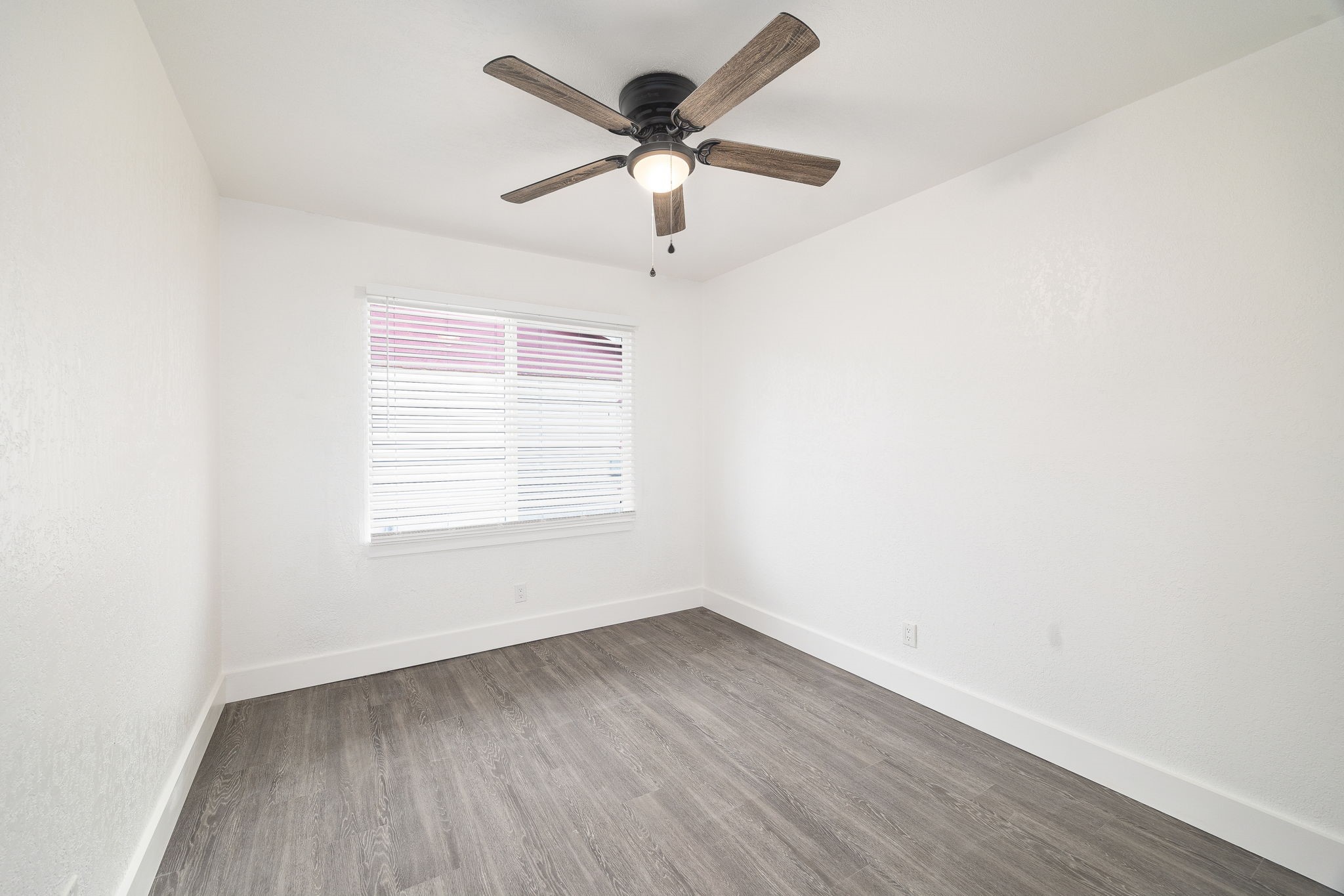 109 E Carolyn Drive