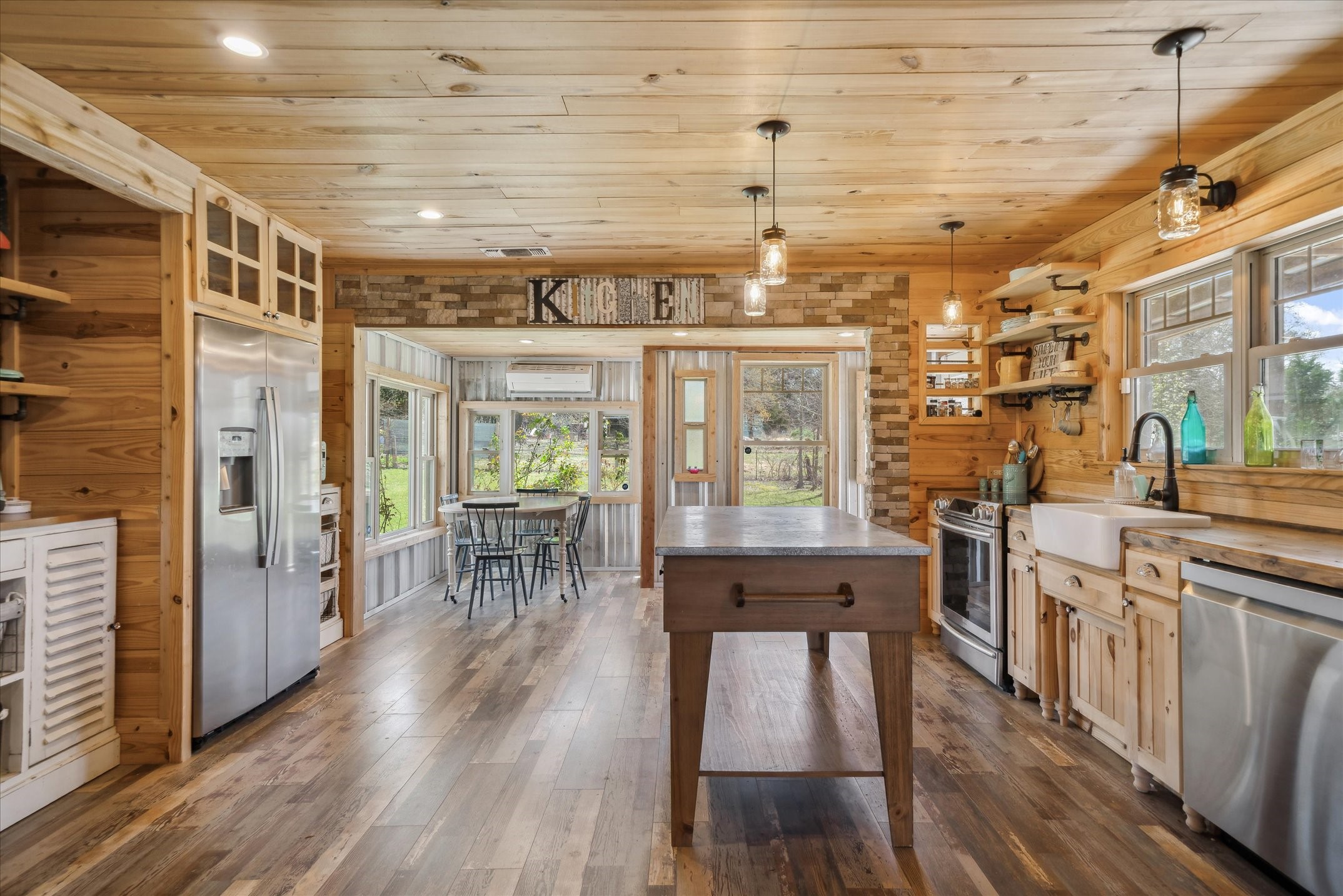 1361 VZ County Road 4113