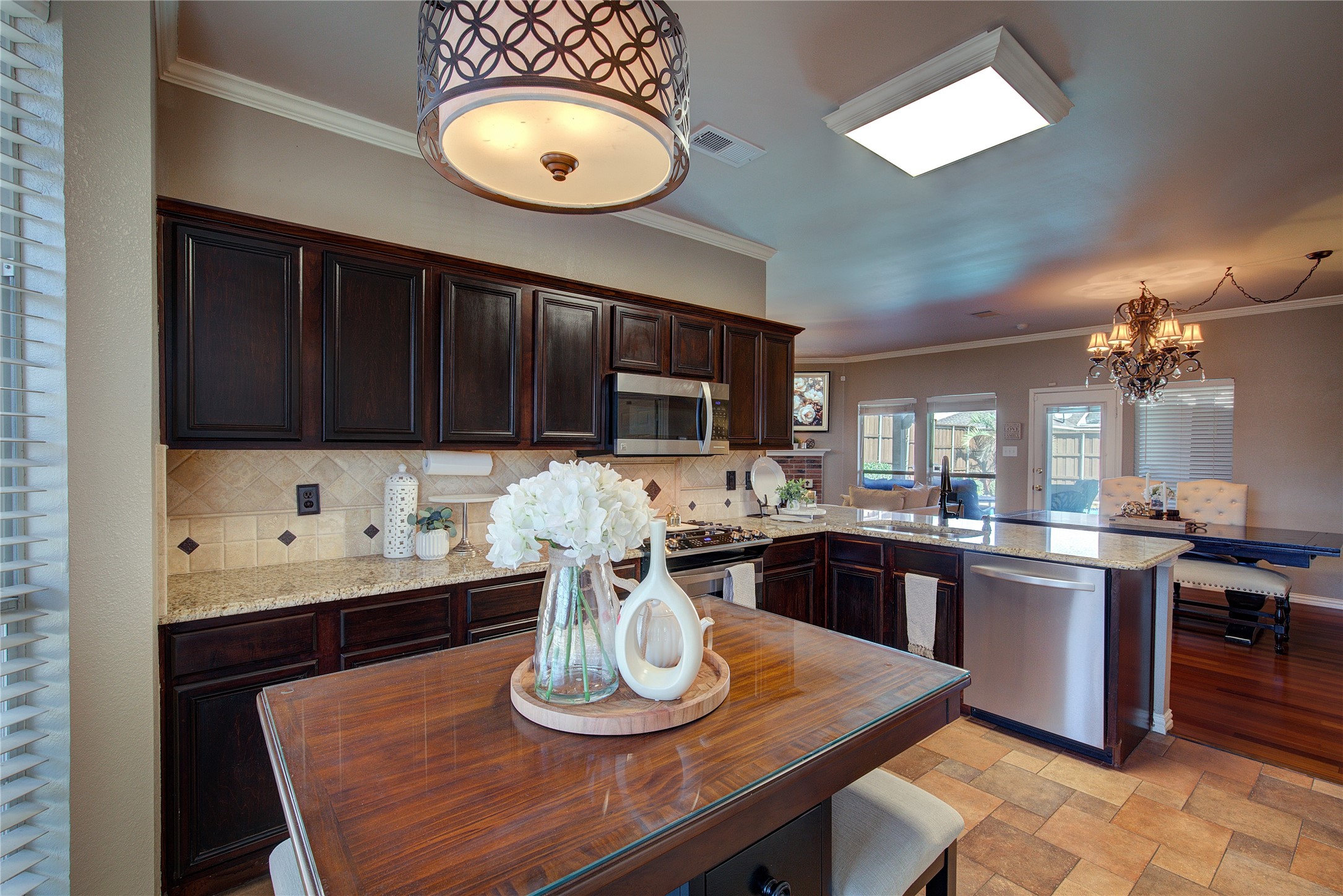 805 Tealwood Drive