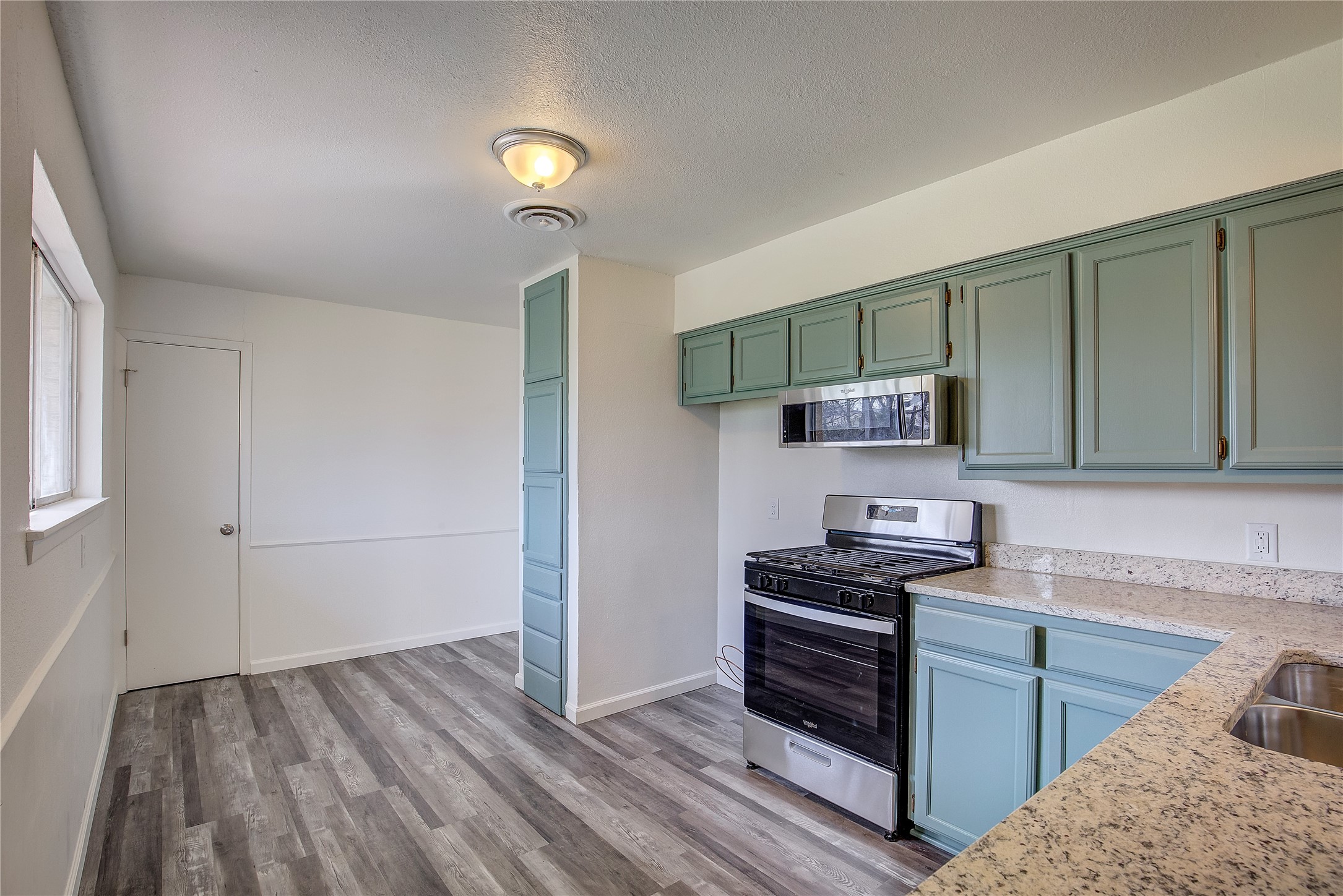 6511 Finch Drive