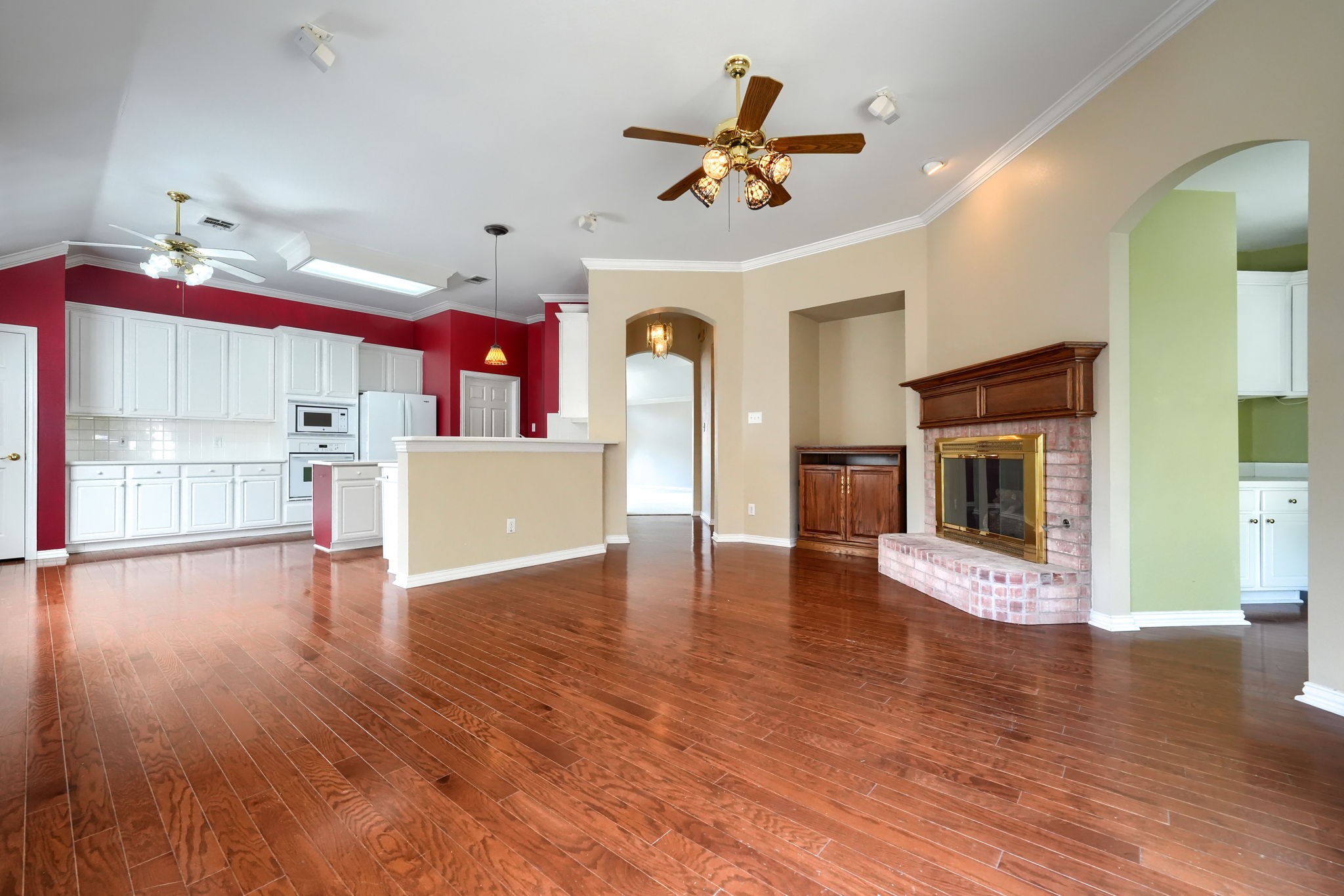 1931 Gullwing Drive