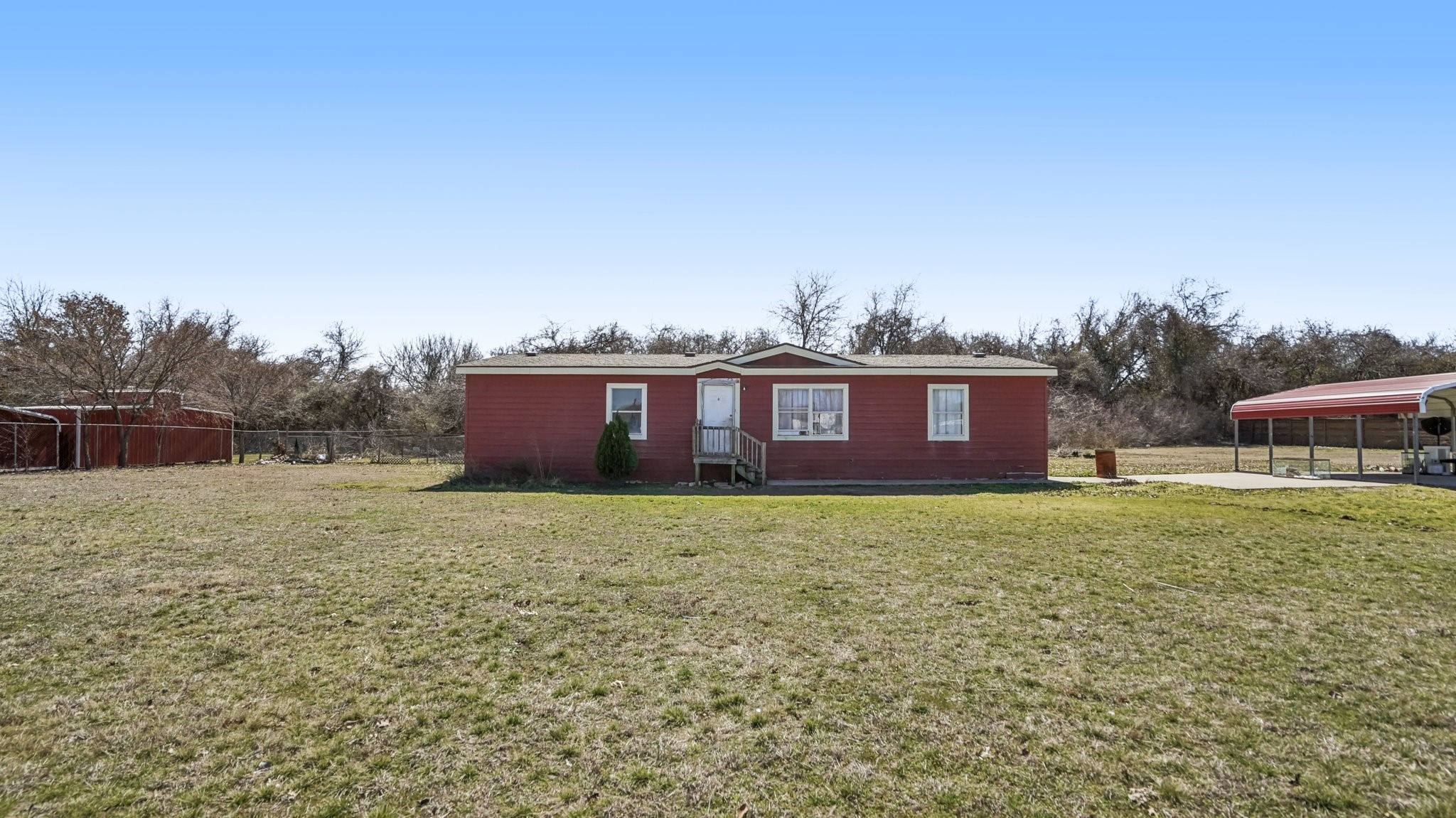 105 Billabong Court