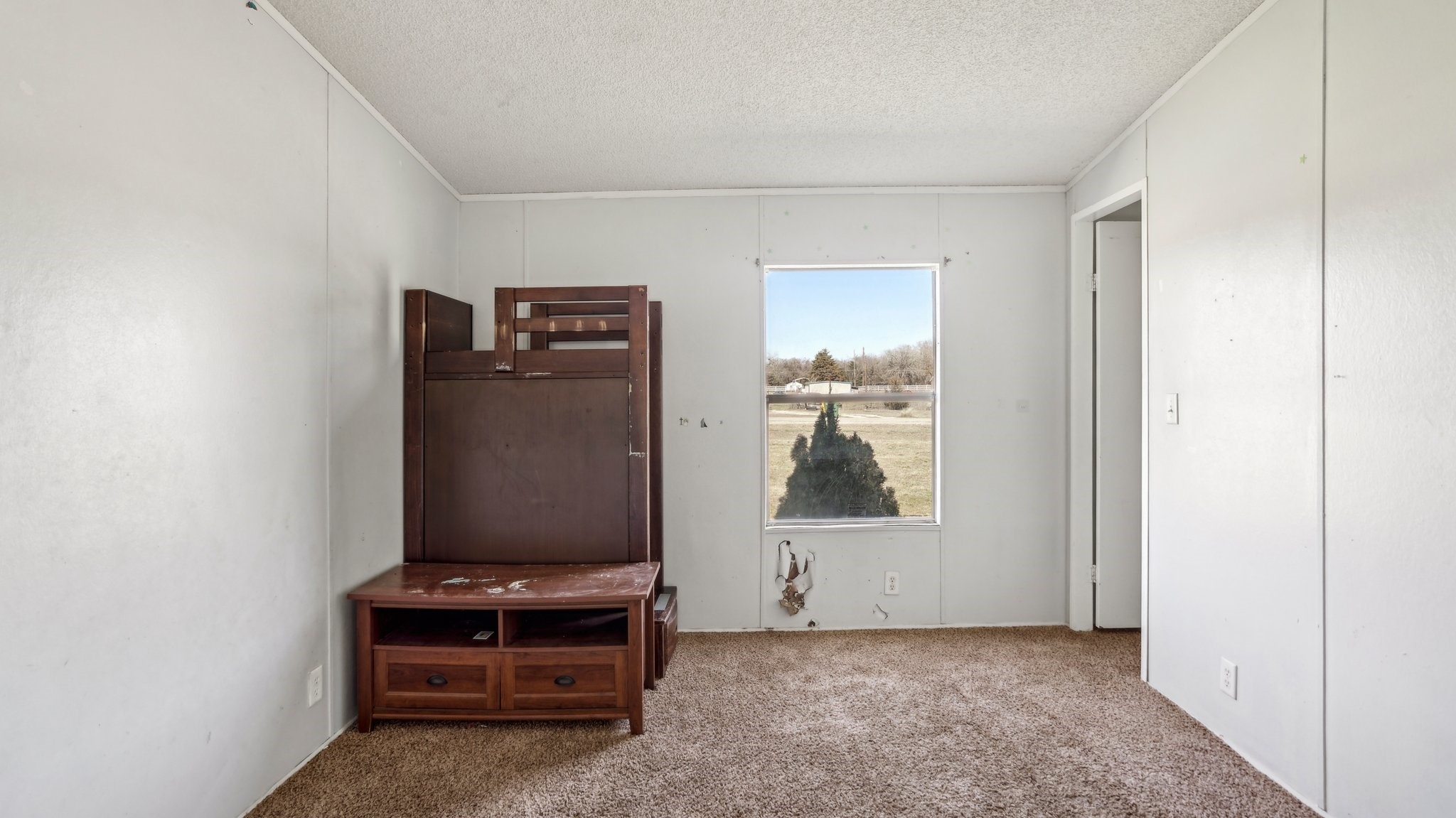 105 Billabong Court