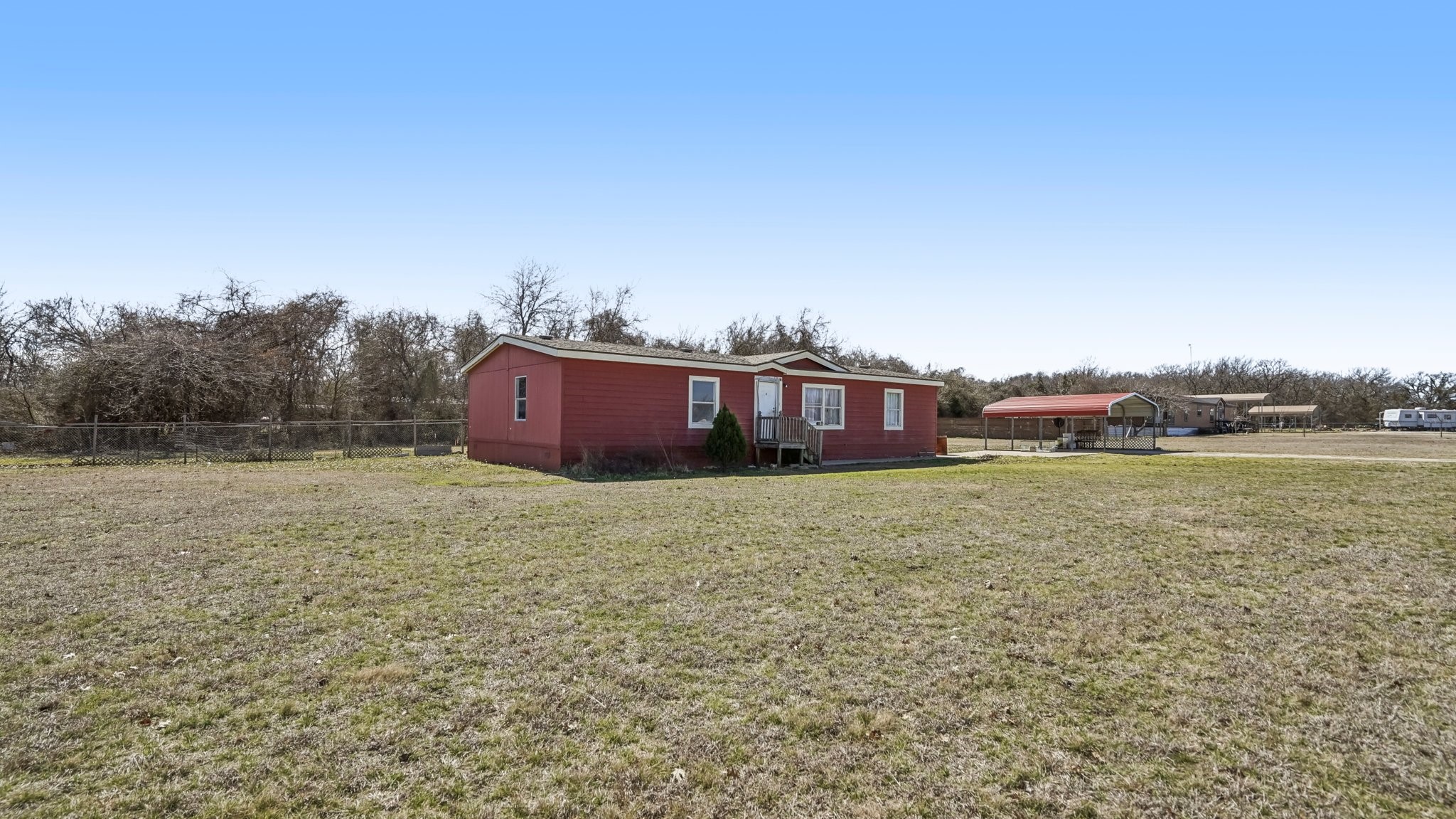 105 Billabong Court