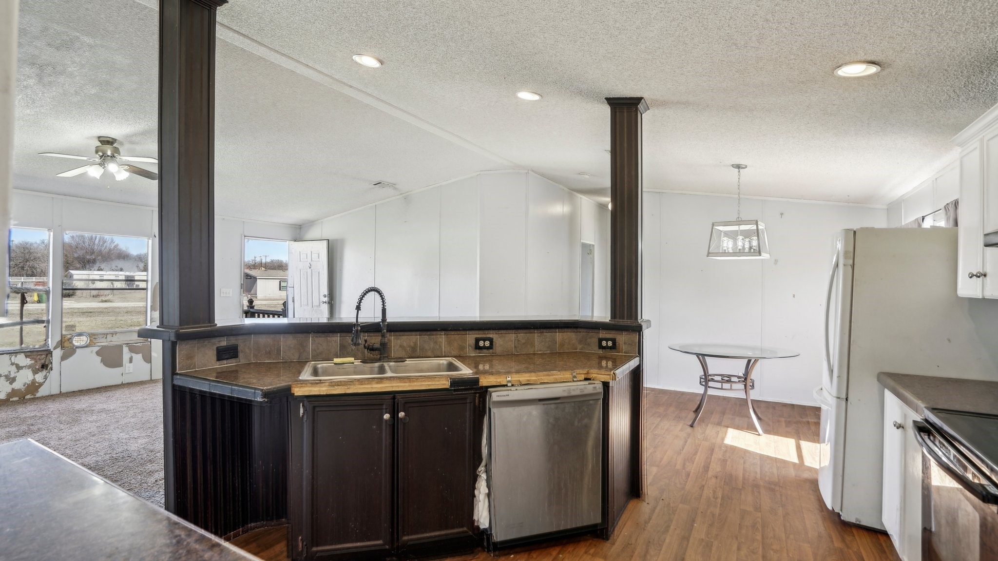 105 Billabong Court