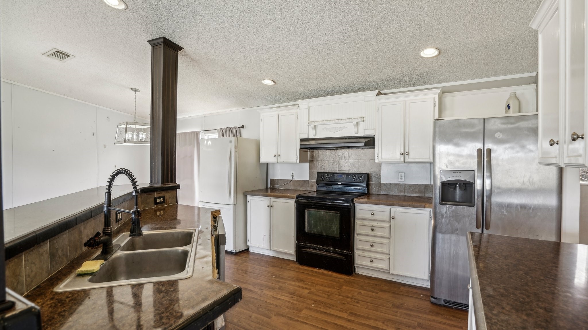 105 Billabong Court