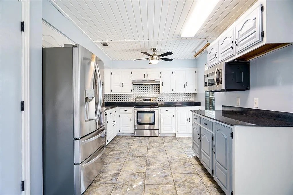 301 Shepards Hill Drive