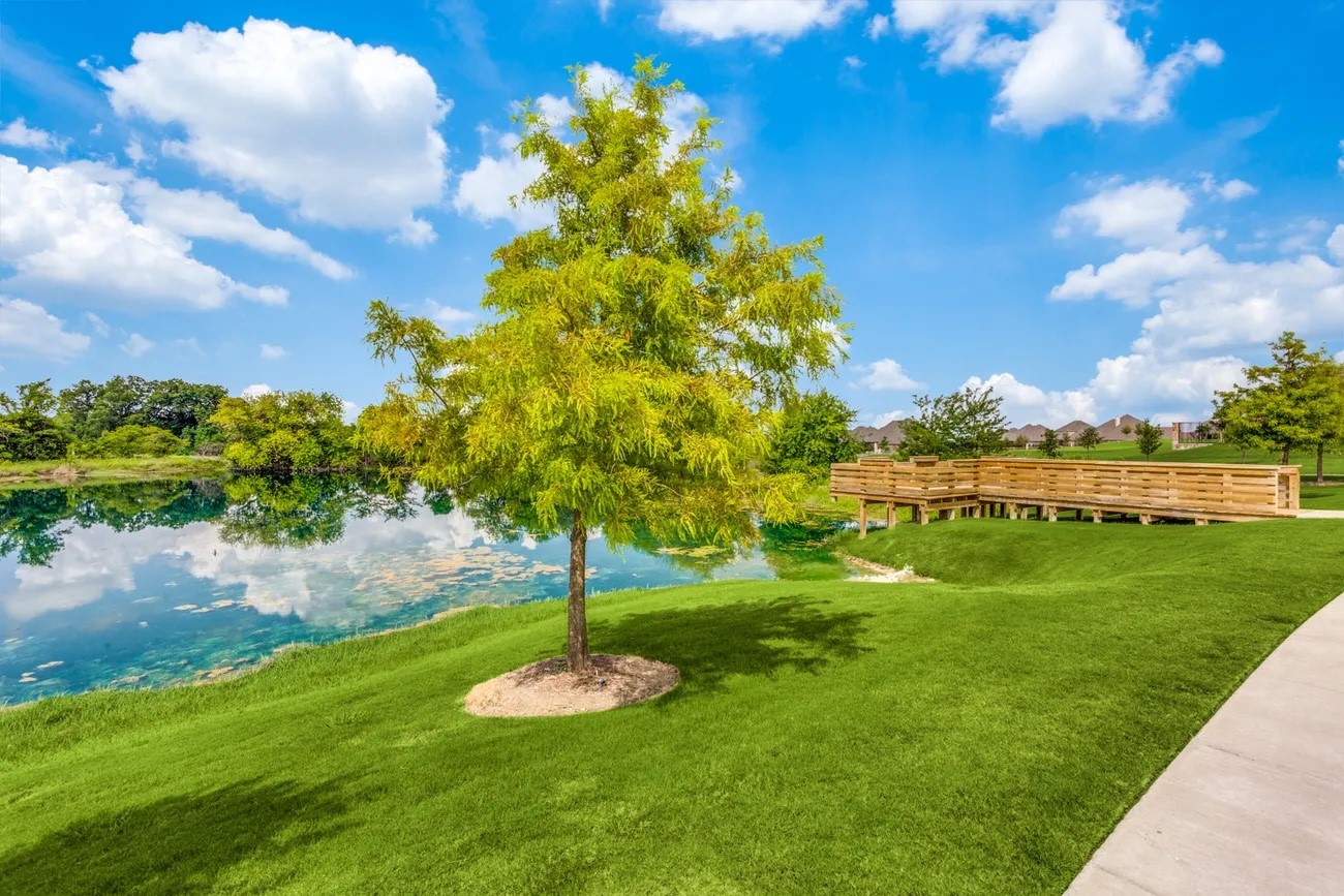 946 Amber Knoll Drive