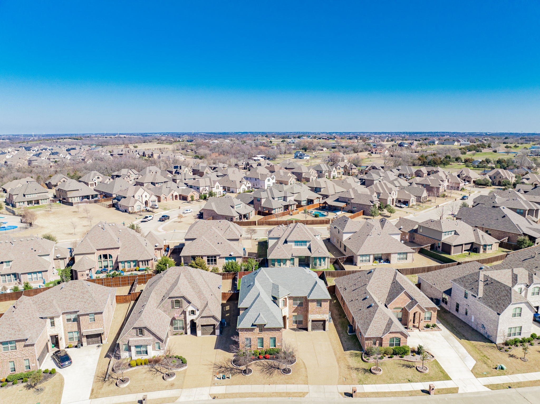 946 Amber Knoll Drive