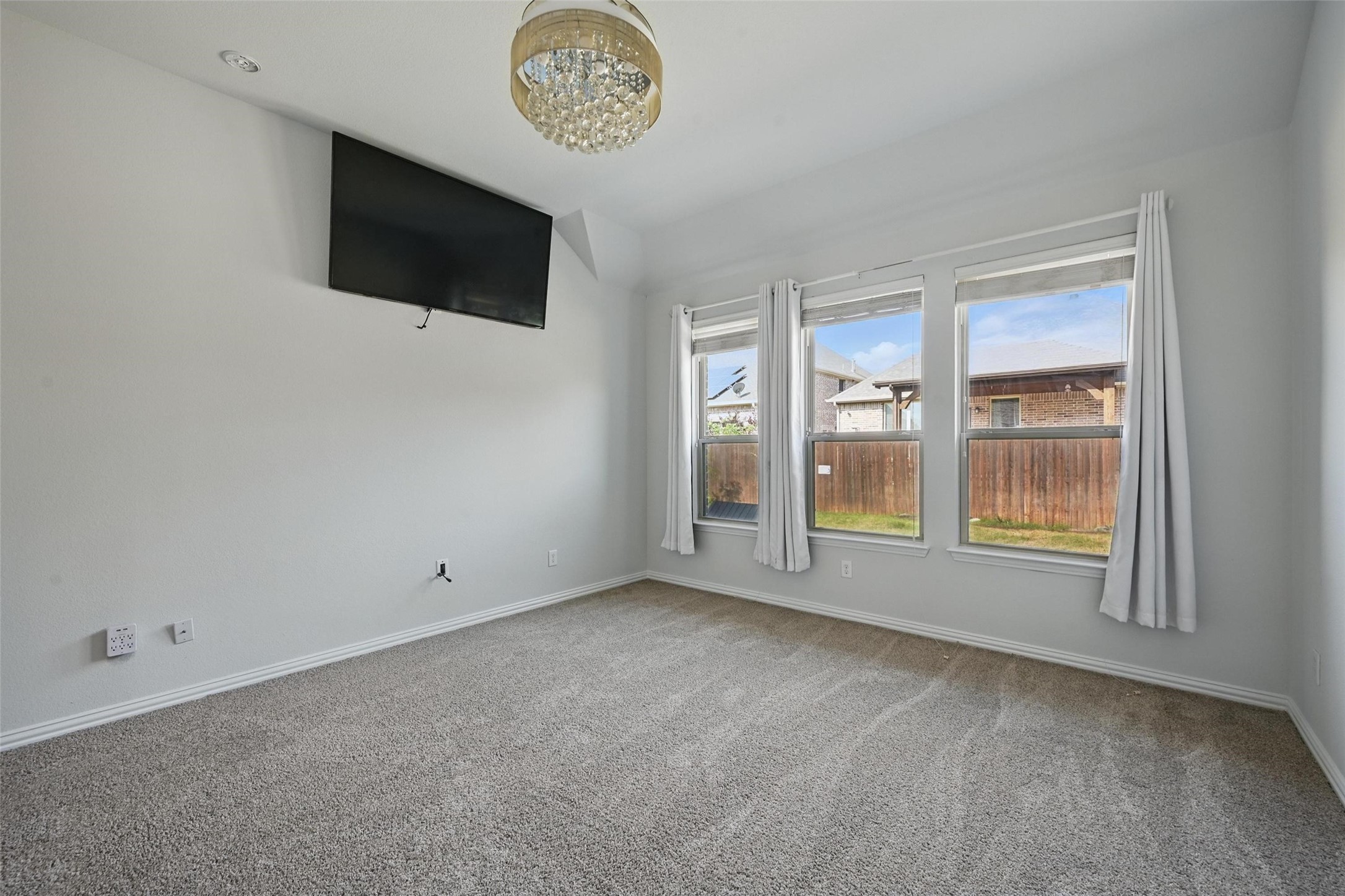 3208 Knoll Pines Road