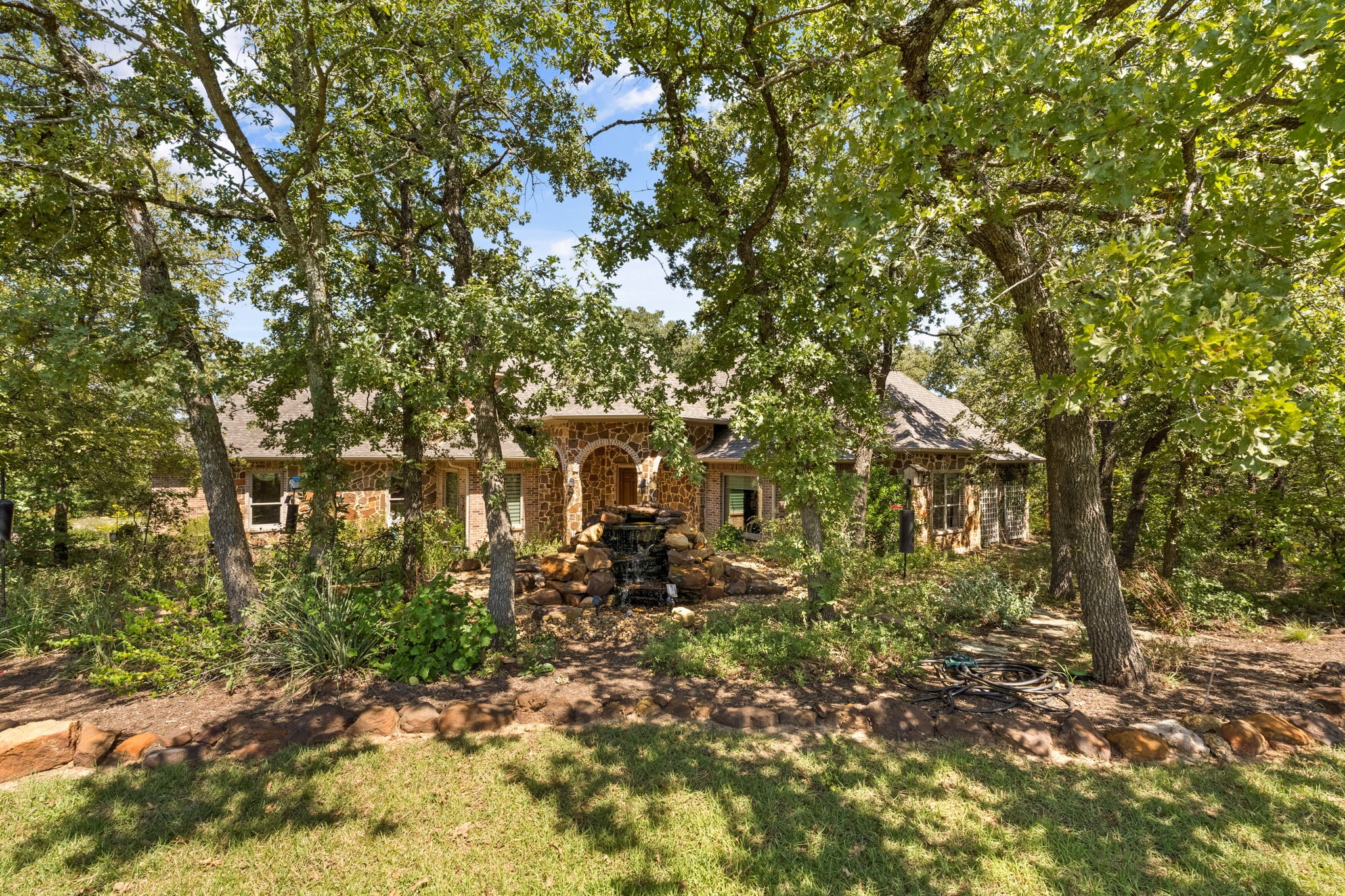 10072 Bluffview Circle