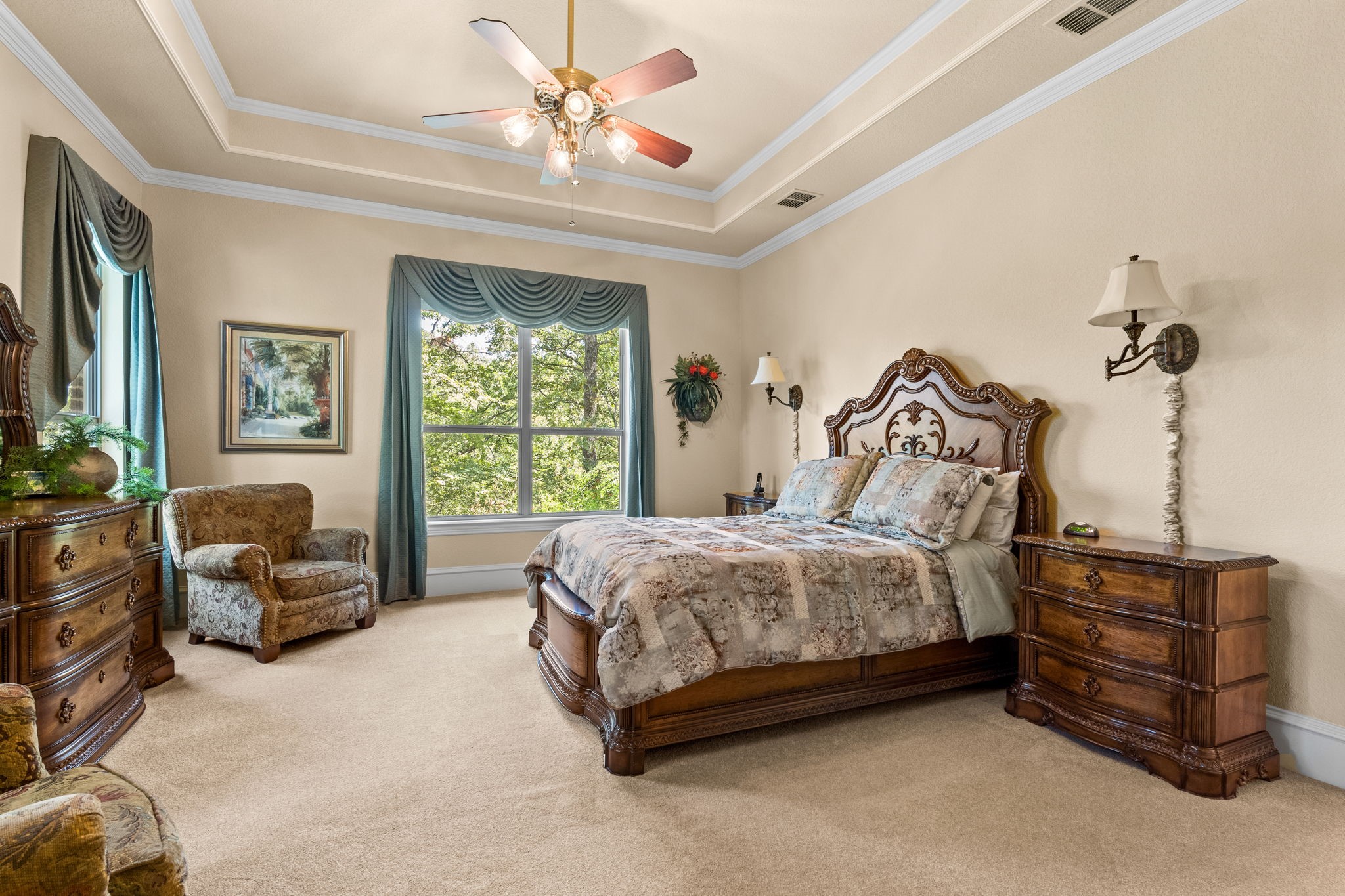 10072 Bluffview Circle
