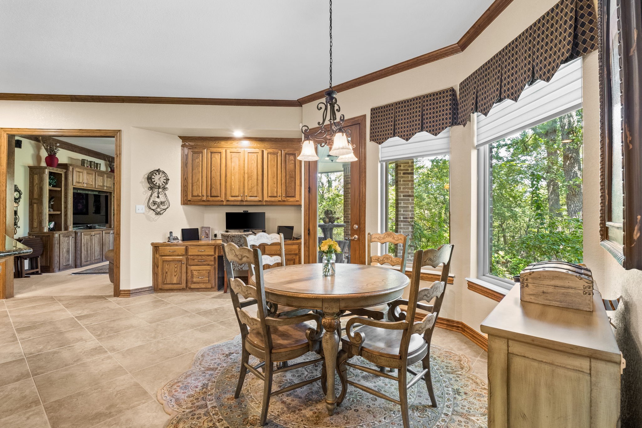 10072 Bluffview Circle